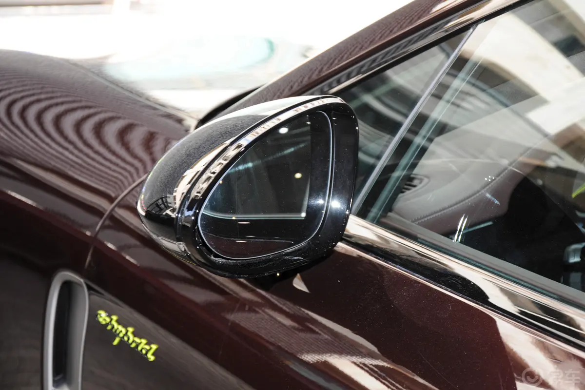 Panamera E-Hybrid改款 Panamera 4 行政加长铂金版 2.9T后视镜镜面