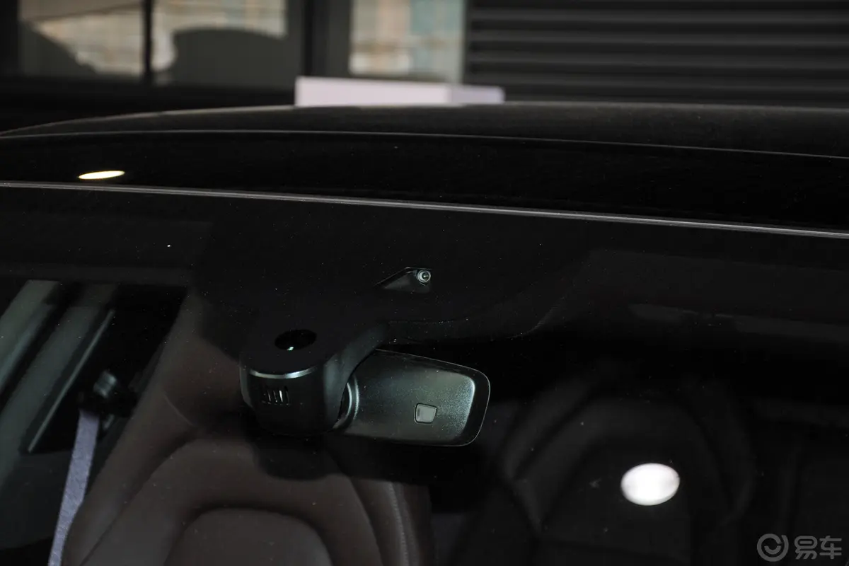 Panamera E-Hybrid改款 Panamera 4 行政加长铂金版 2.9T外观细节