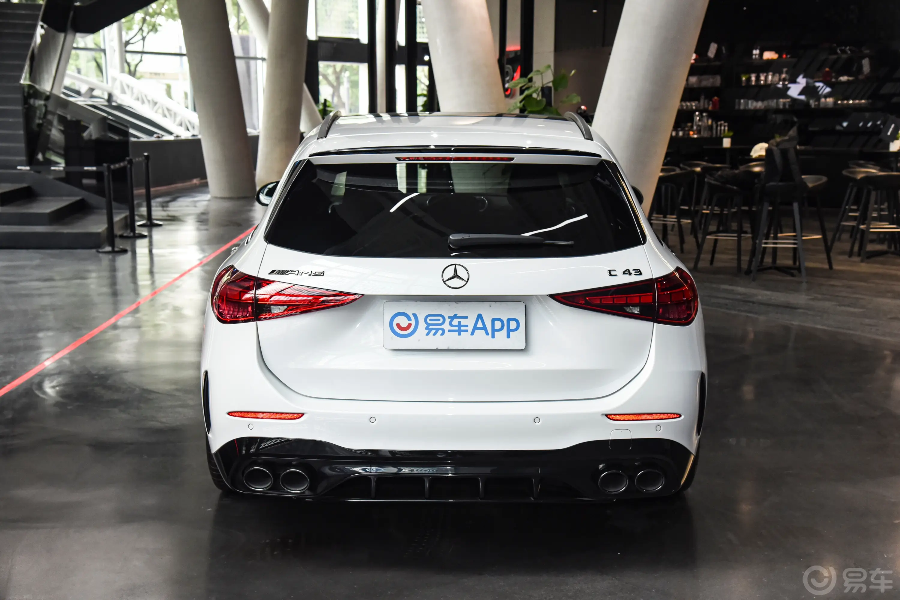 奔驰C级 AMGAMG C 43 4MATIC 旅行轿车 特别版正后水平