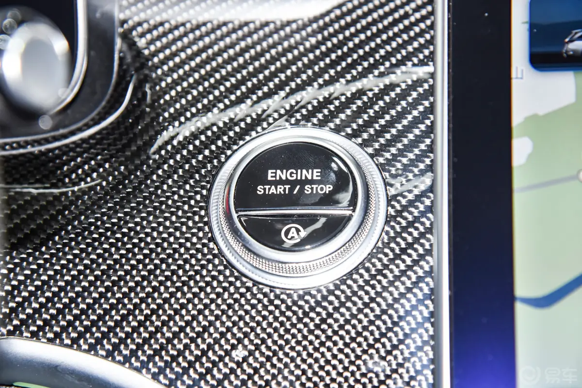 奔驰C级 AMGAMG C 43 4MATIC 旅行轿车 特别版钥匙孔或一键启动按键