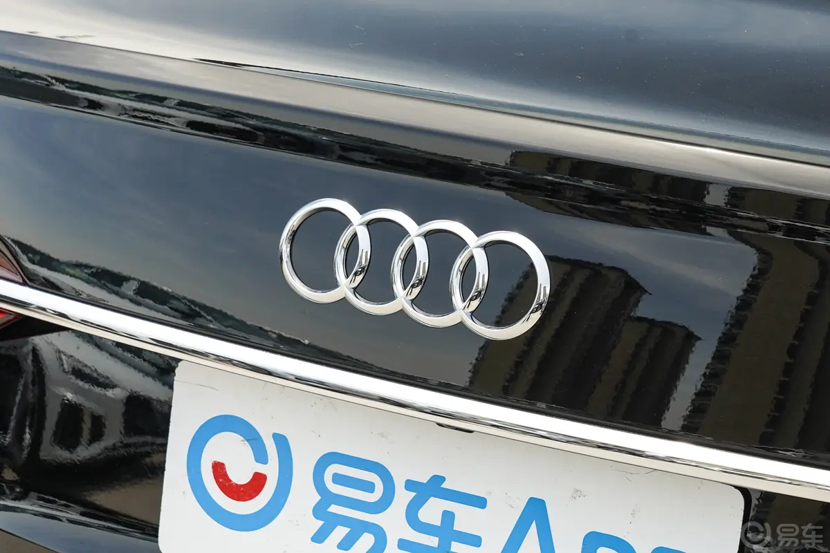 奥迪A6L改款 45 TFSI 臻选动感型外观细节