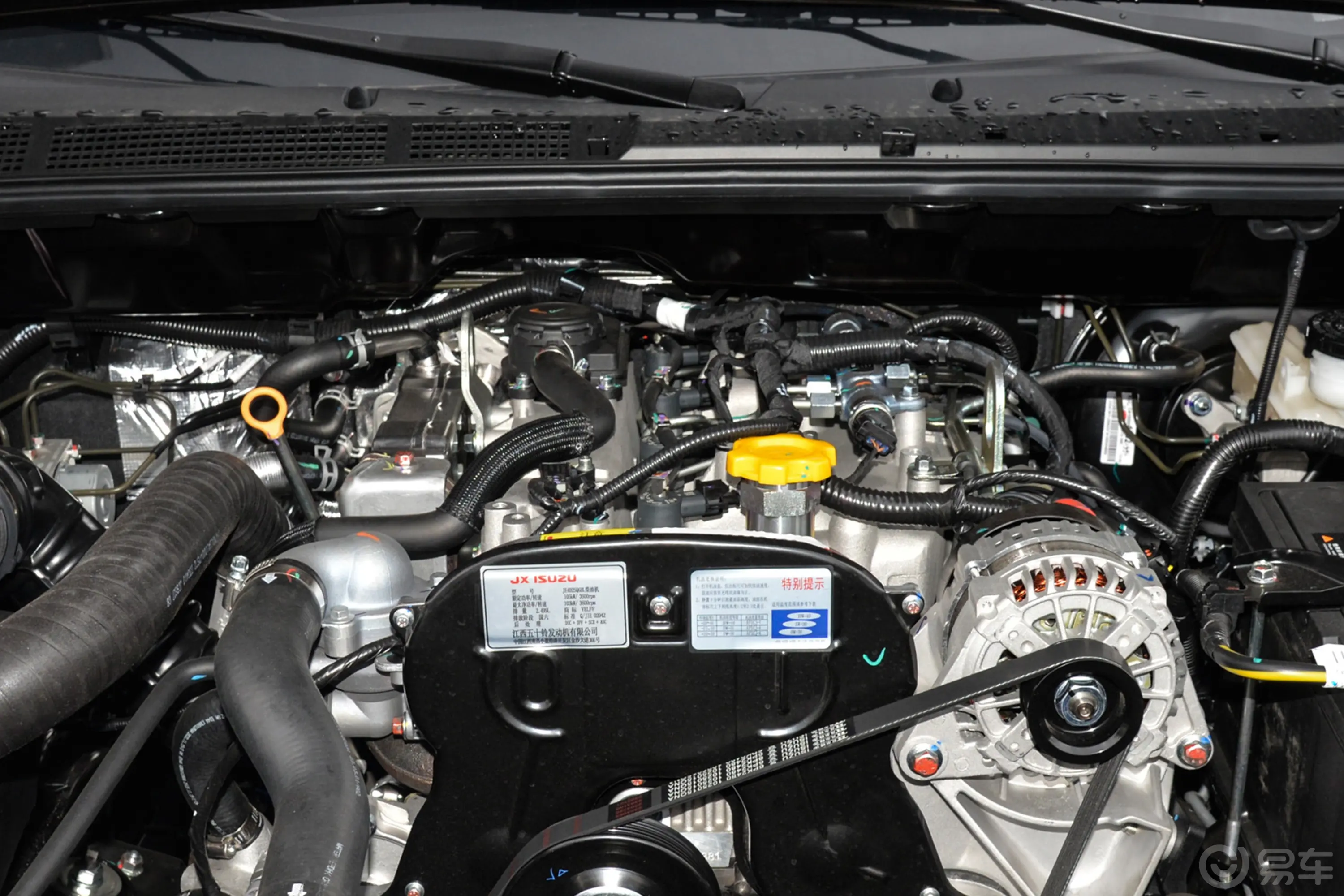 瑞迈2.5T 四驱长轴豪迈版 柴油发动机特写