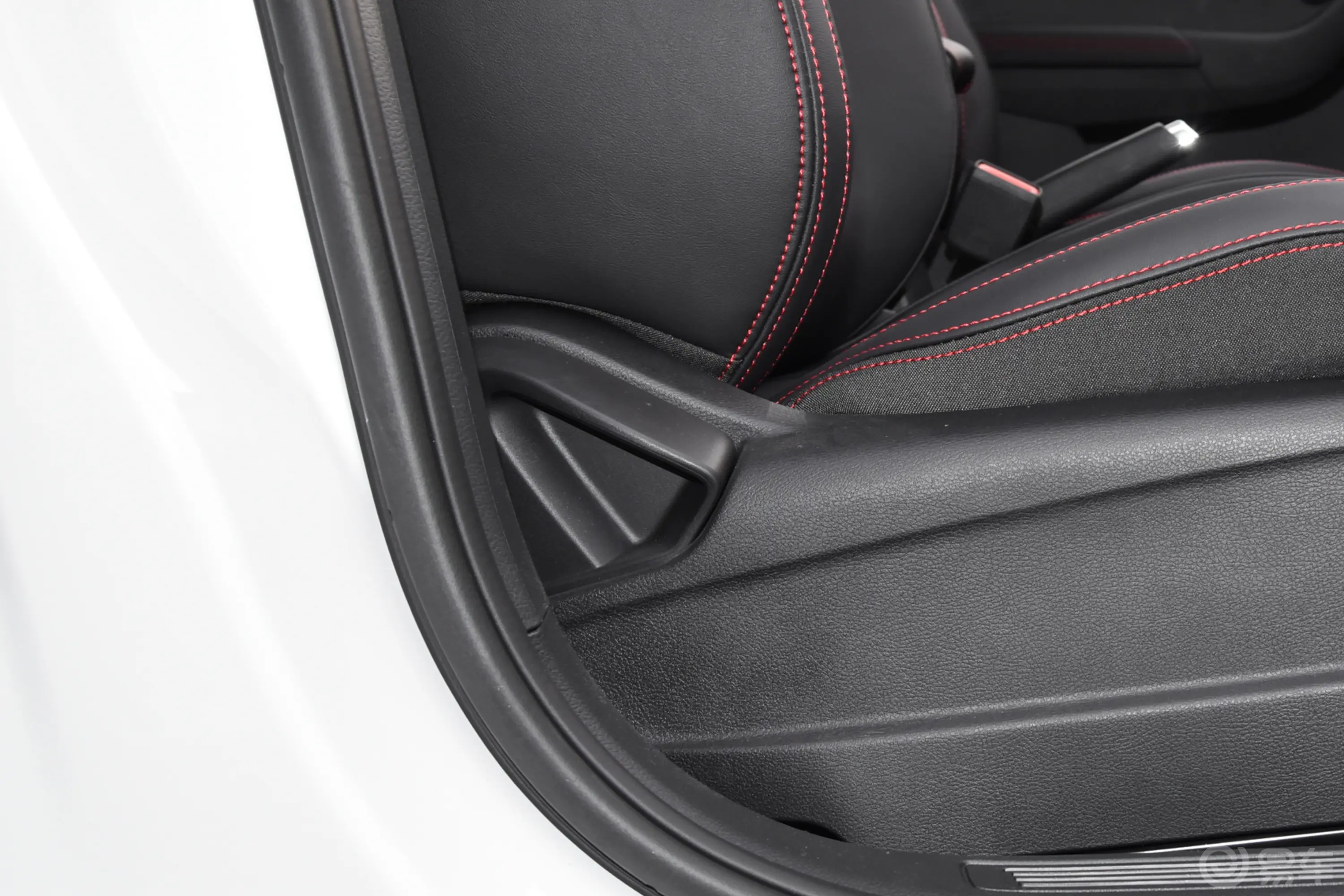 柯米克改款 GT 1.5L 臻享版副驾座椅调节