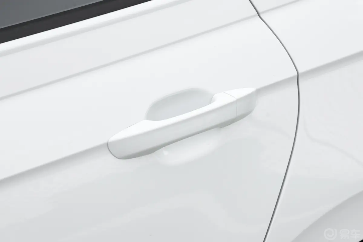 Polo改款 Plus 1.5L 自动全景乐享版驾驶员侧后门把手