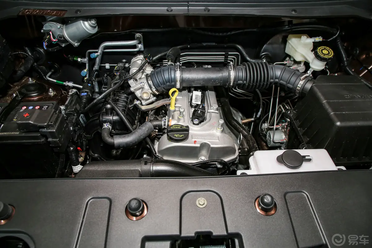 欧诺S欧诺S 1.5L 客车尊享版(双蒸空调)发动机特写