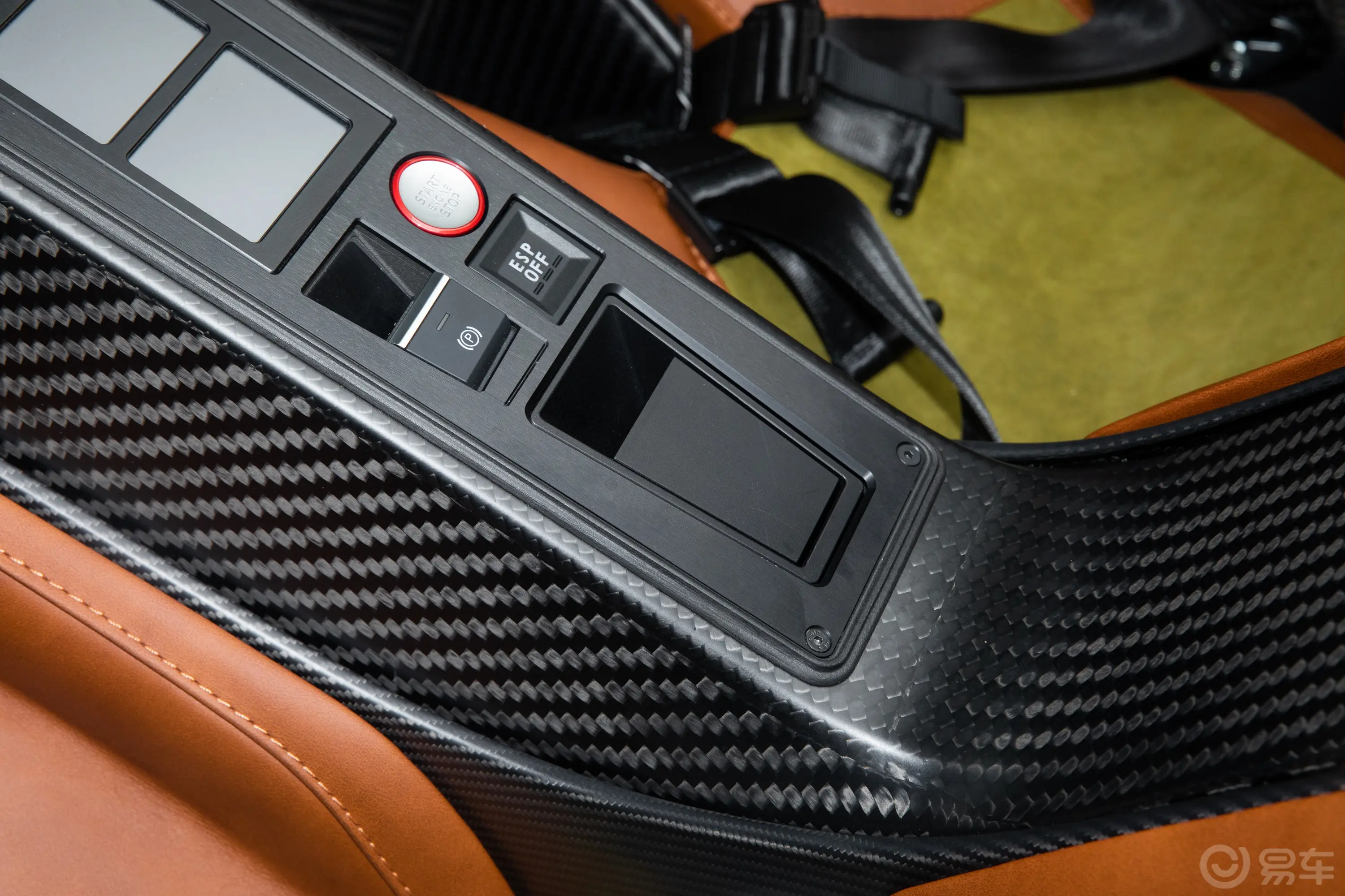 X-BOW GT2.5T GT-XR内饰