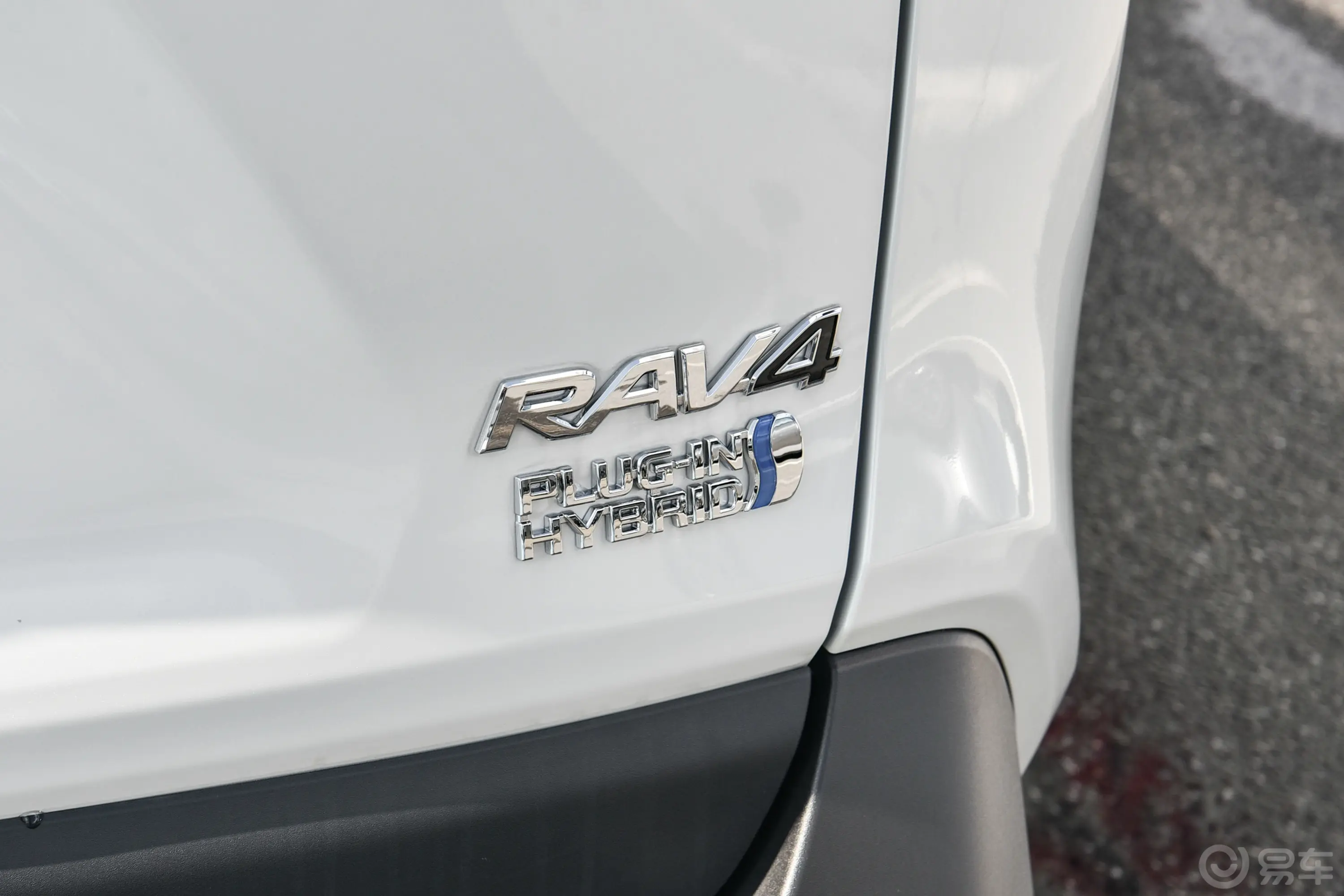 RAV4荣放 双擎E+2.5L 两驱精英Pro版外观细节
