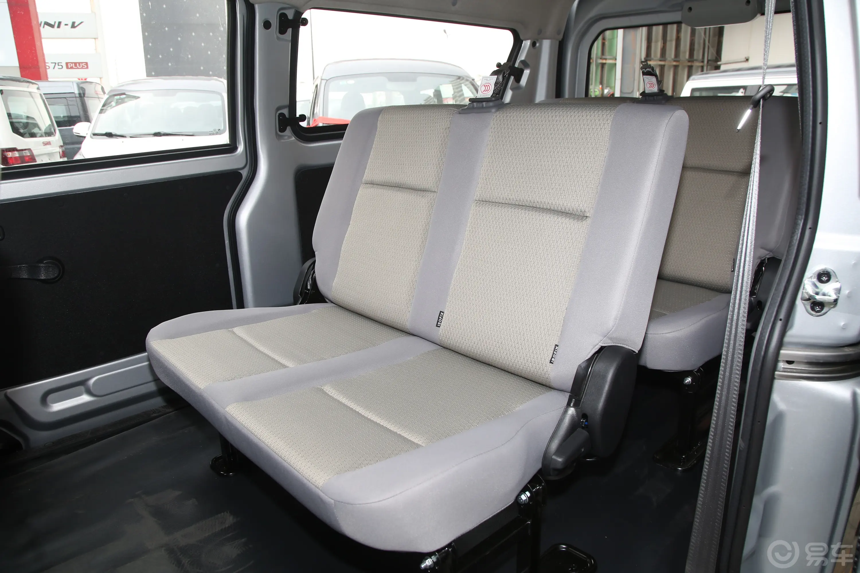 金杯小海狮X301.5L 客车超享型无空调版 5/6/7座 CNG第三排空间体验