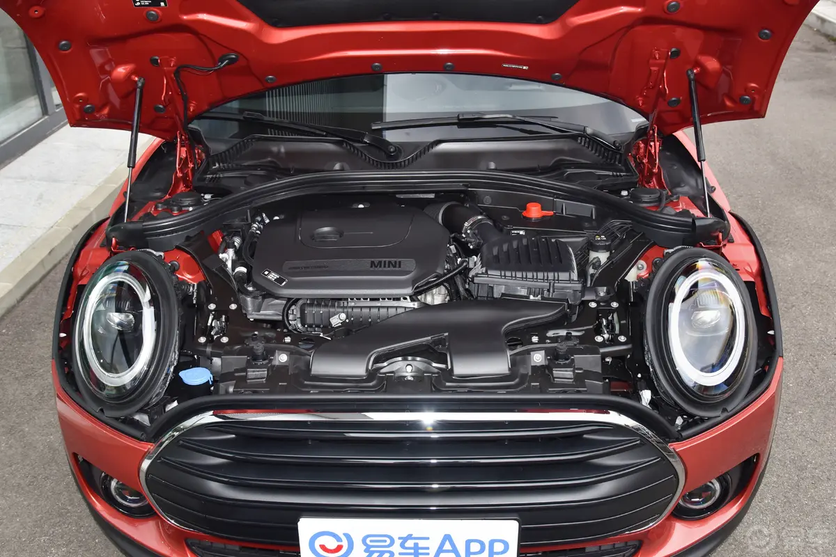 MINI CLUBMAN改款 1.5T COOPER 经典派发动机舱整体