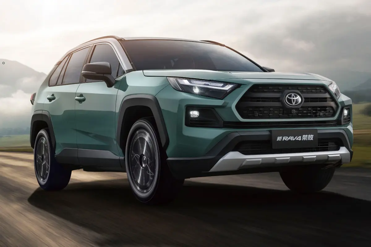 RAV4荣放2.0L 四驱探险旗舰版