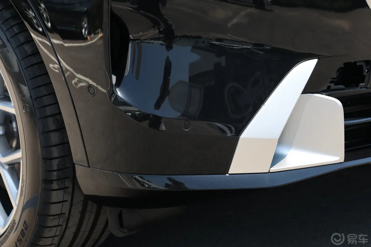 宝马X7改款 xDrive40i 领先型 豪华套装外观细节