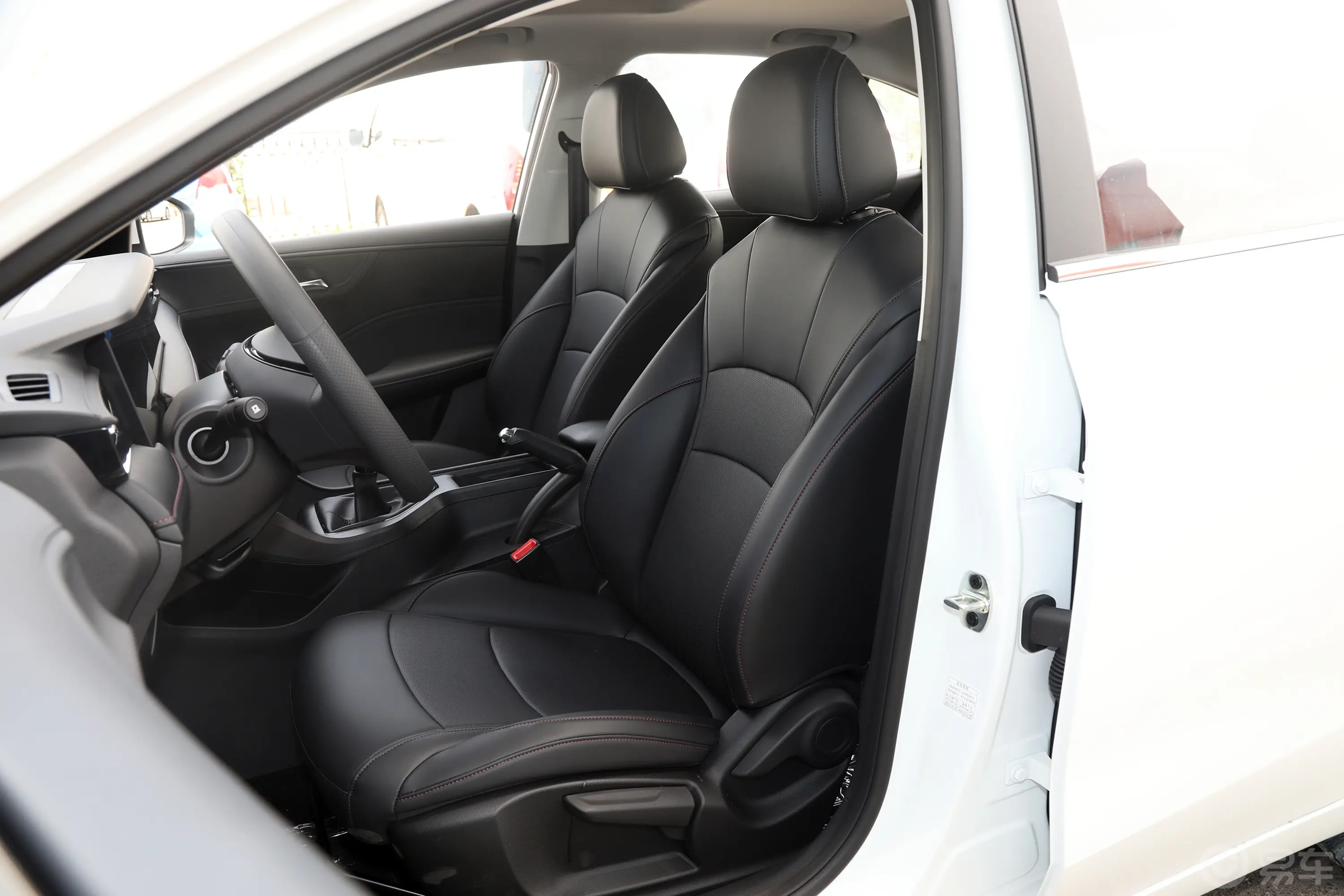 荣威i51.5L 手动优越版驾驶员座椅