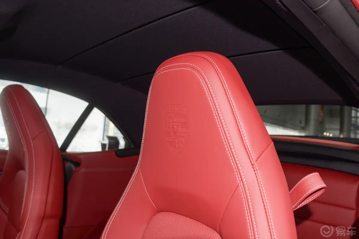 保时捷911Carrera 4S Cabriolet 3.0T主驾驶位