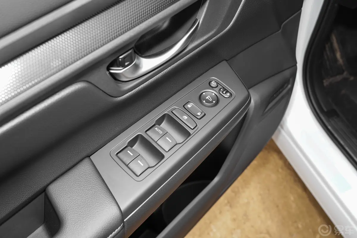 本田CR-V混动 2.0L 两驱智享版车窗调节整体