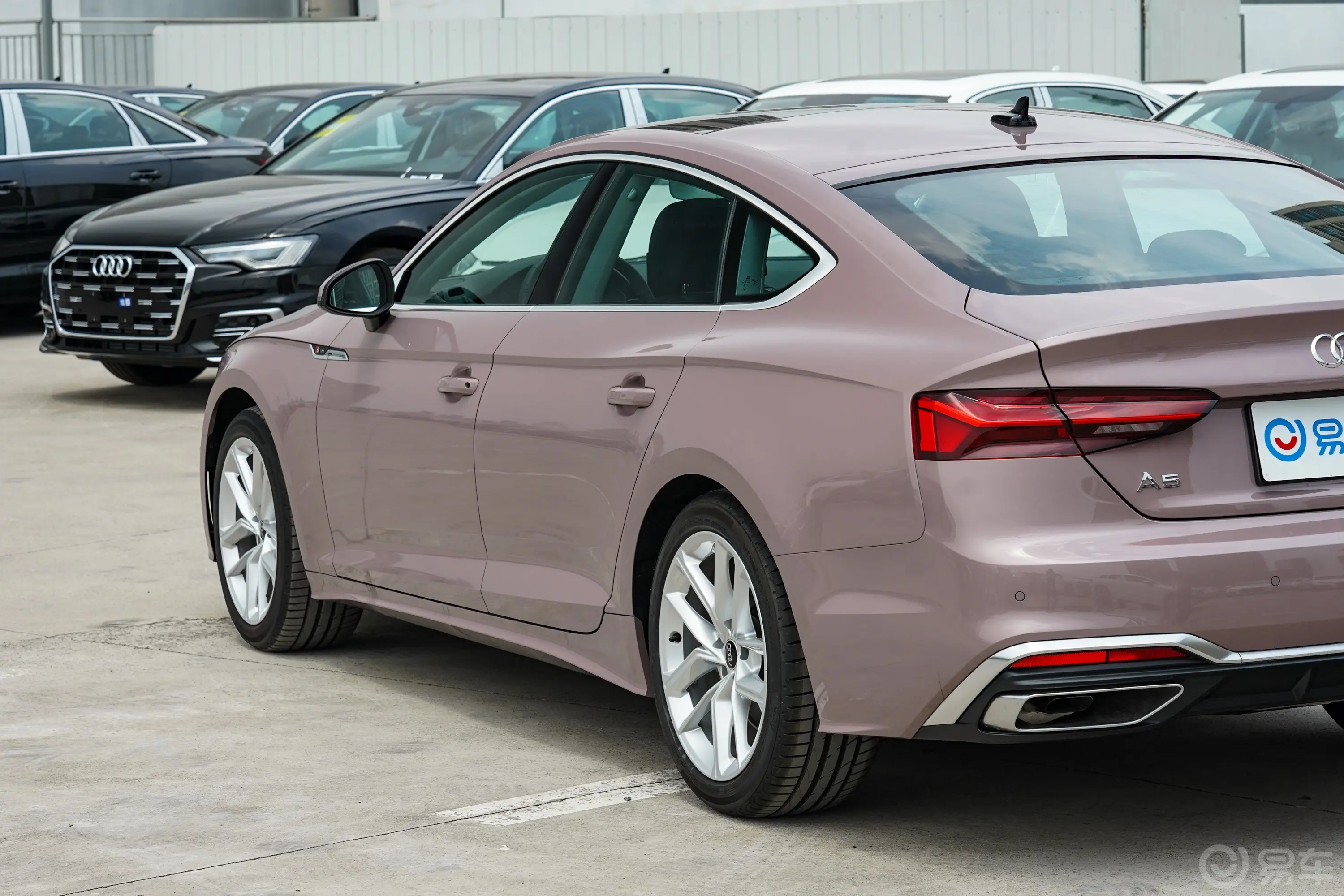 奥迪A5Sportback 40 TFSI 致臻幻彩限量版外观细节