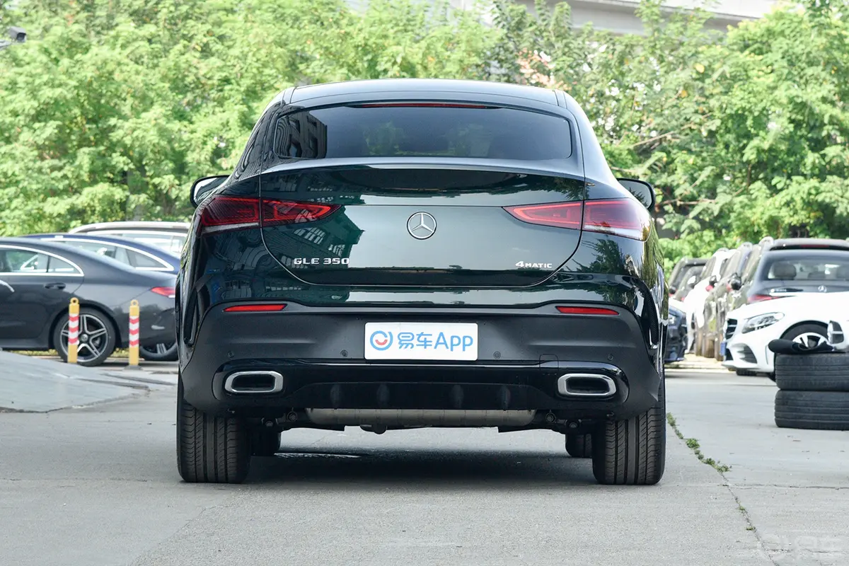 奔驰GLE轿跑改款 GLE 350 4MATIC 轿跑SUV 豪华型正后水平