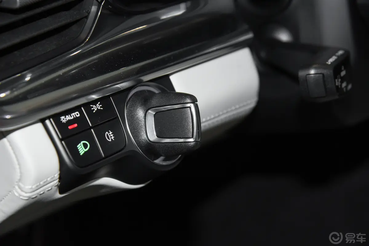 Panamera E-HybridPanamera 4  Sport Turismo 2.9T钥匙孔或一键启动按键