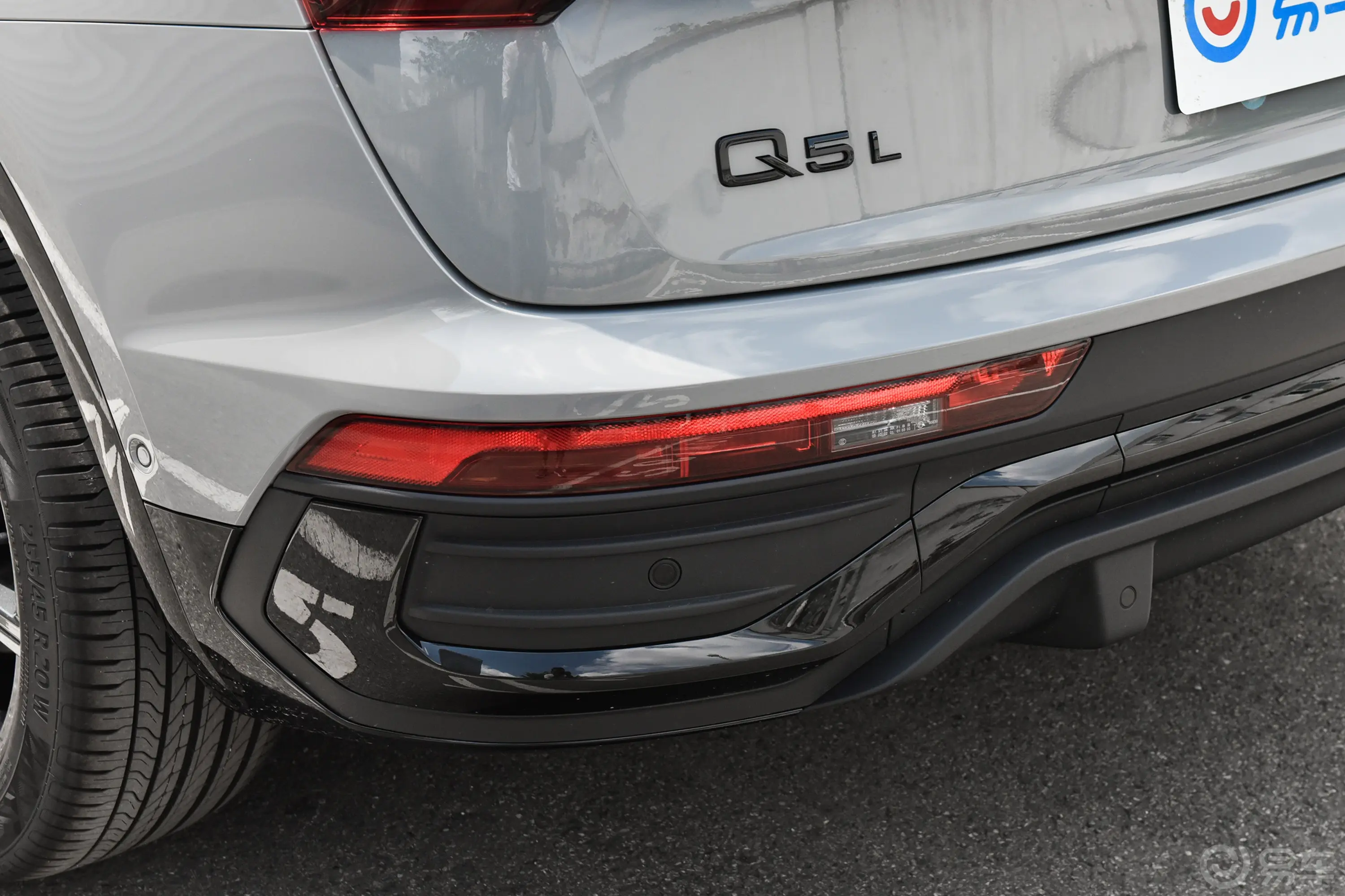 奥迪Q5L Sportback40 TFSI 时尚型外观细节