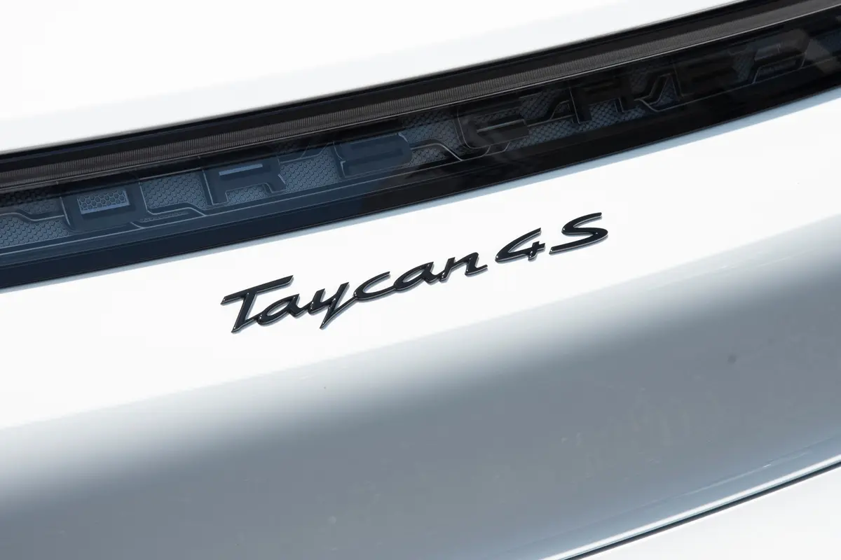 Taycan改款 Taycan 4S外观细节