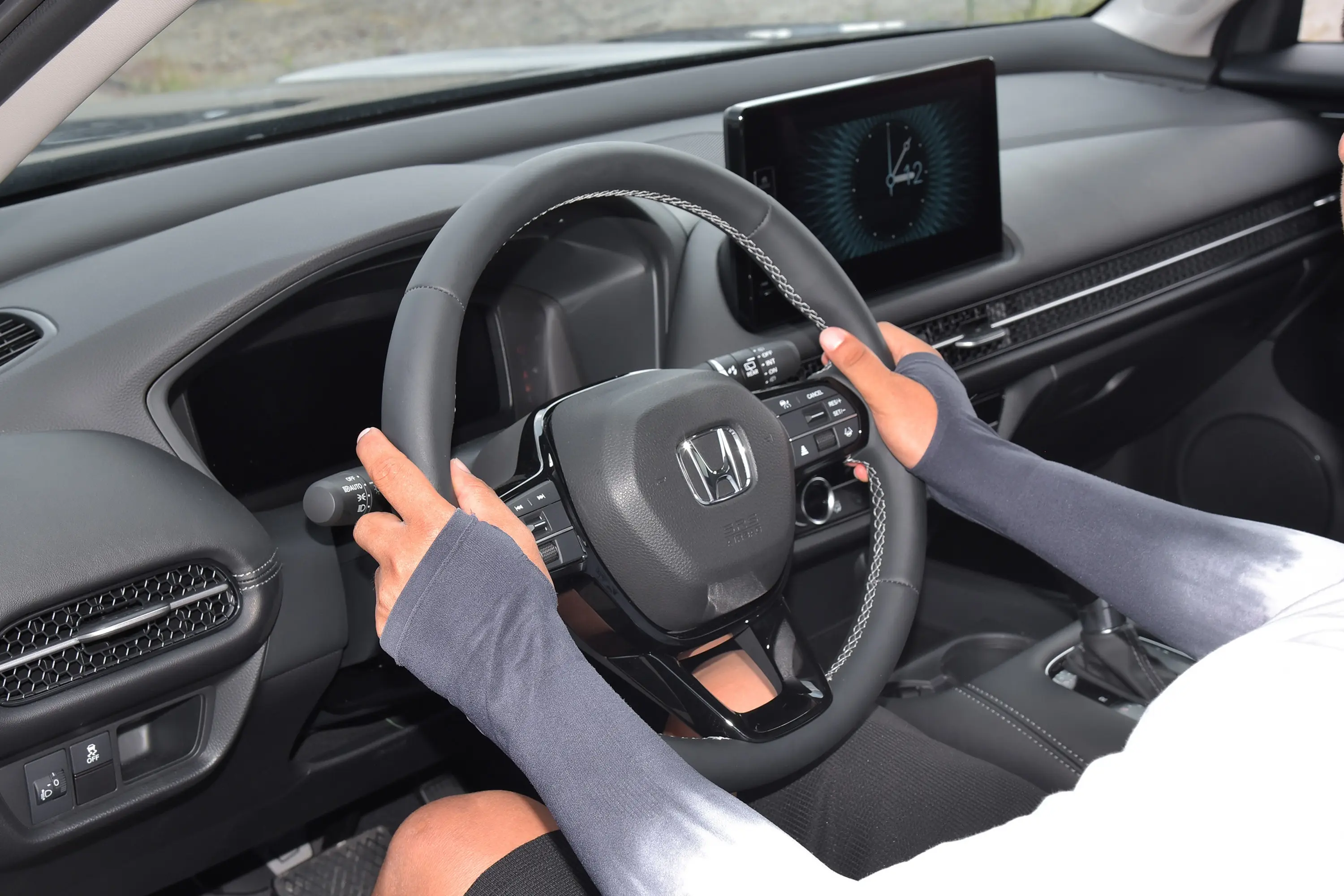 ZR-V 致在1.5T 智享版主驾驶位