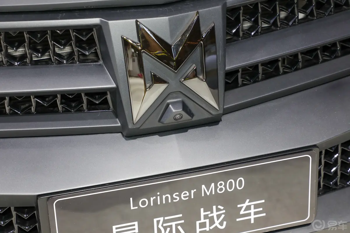 Lorinser M800增程式 155km 星际战车外观