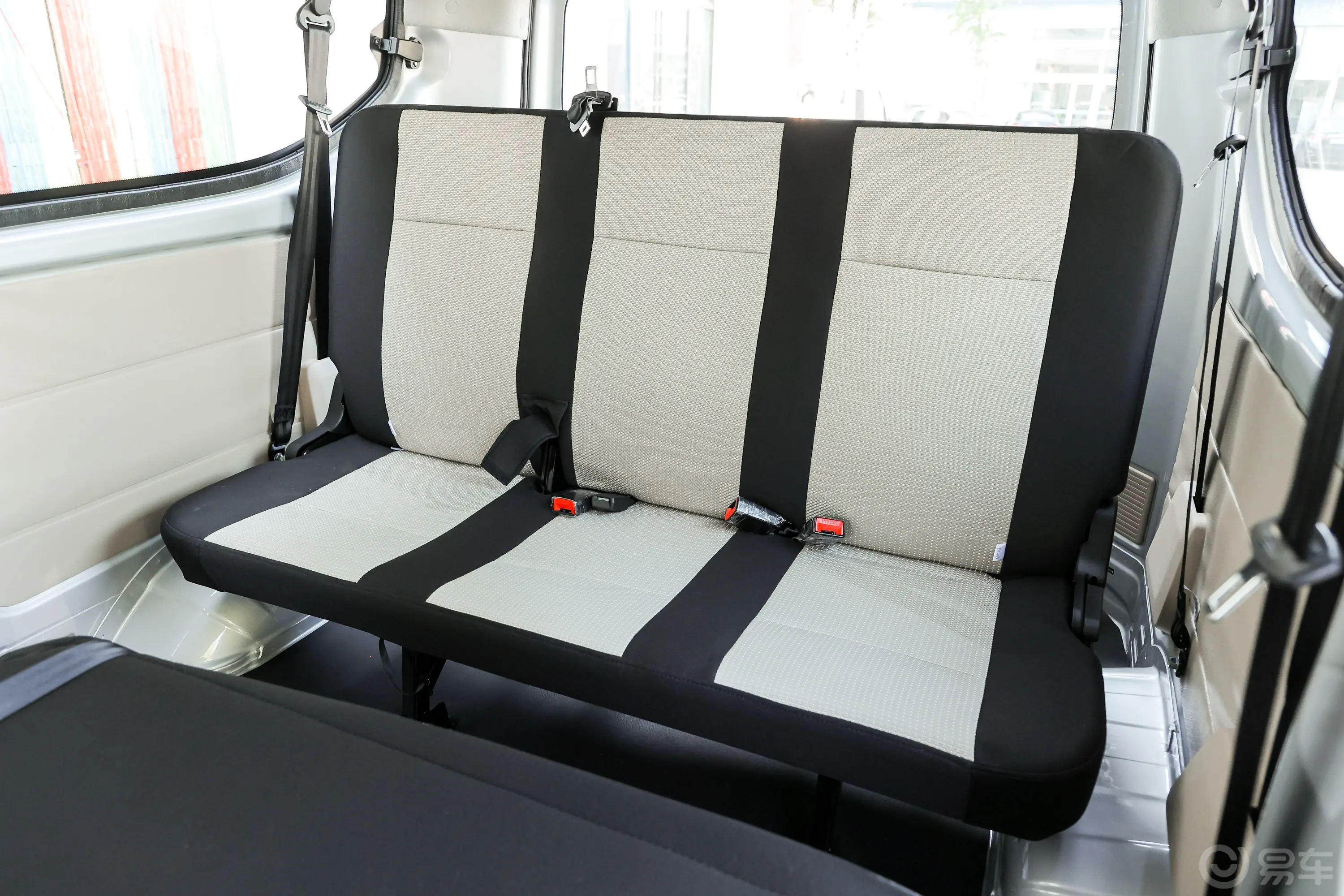 跨越星V31.5L 客车畅享型 7座第三排座椅