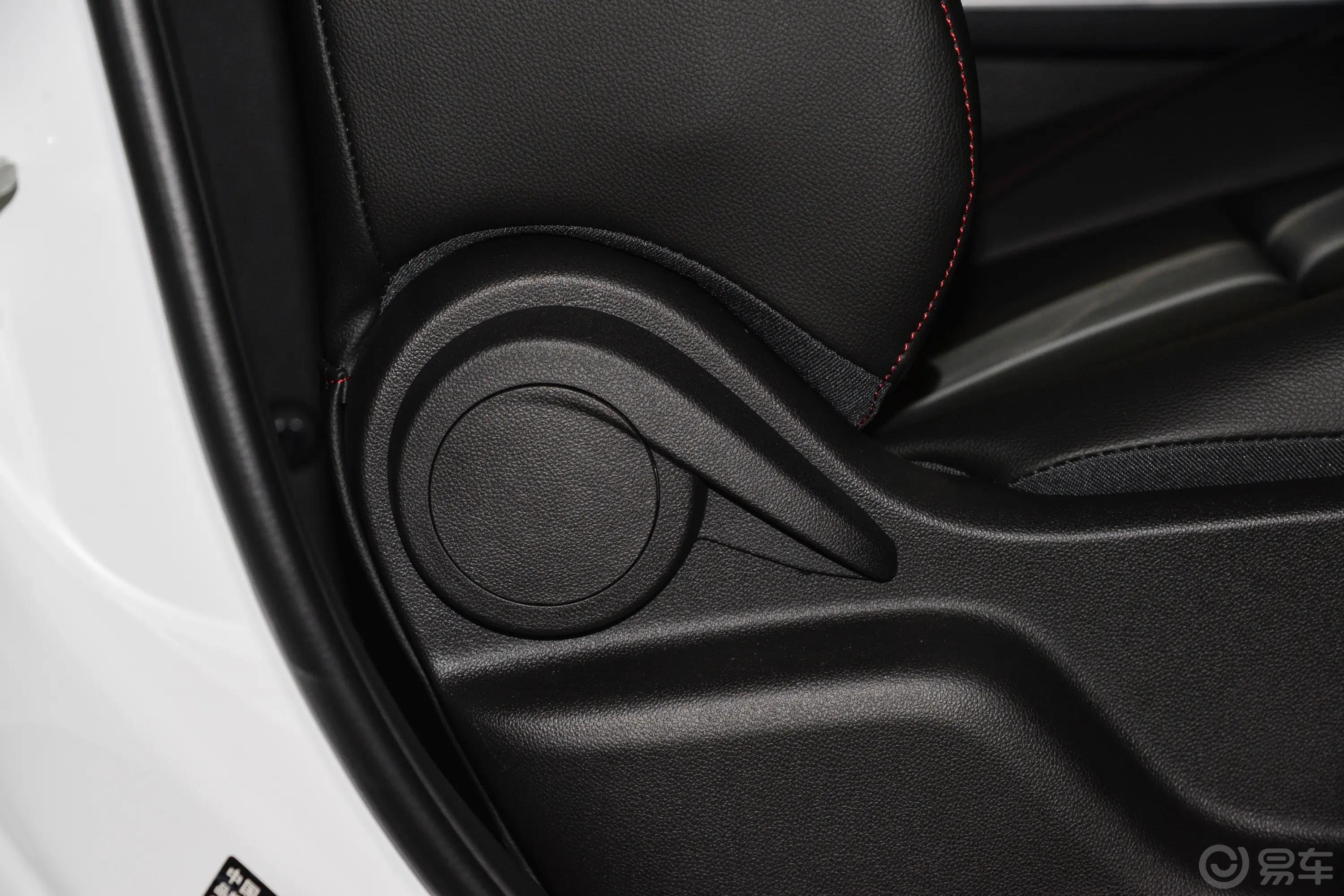 创酷RS 1.5T CVT 酷Pro副驾座椅调节