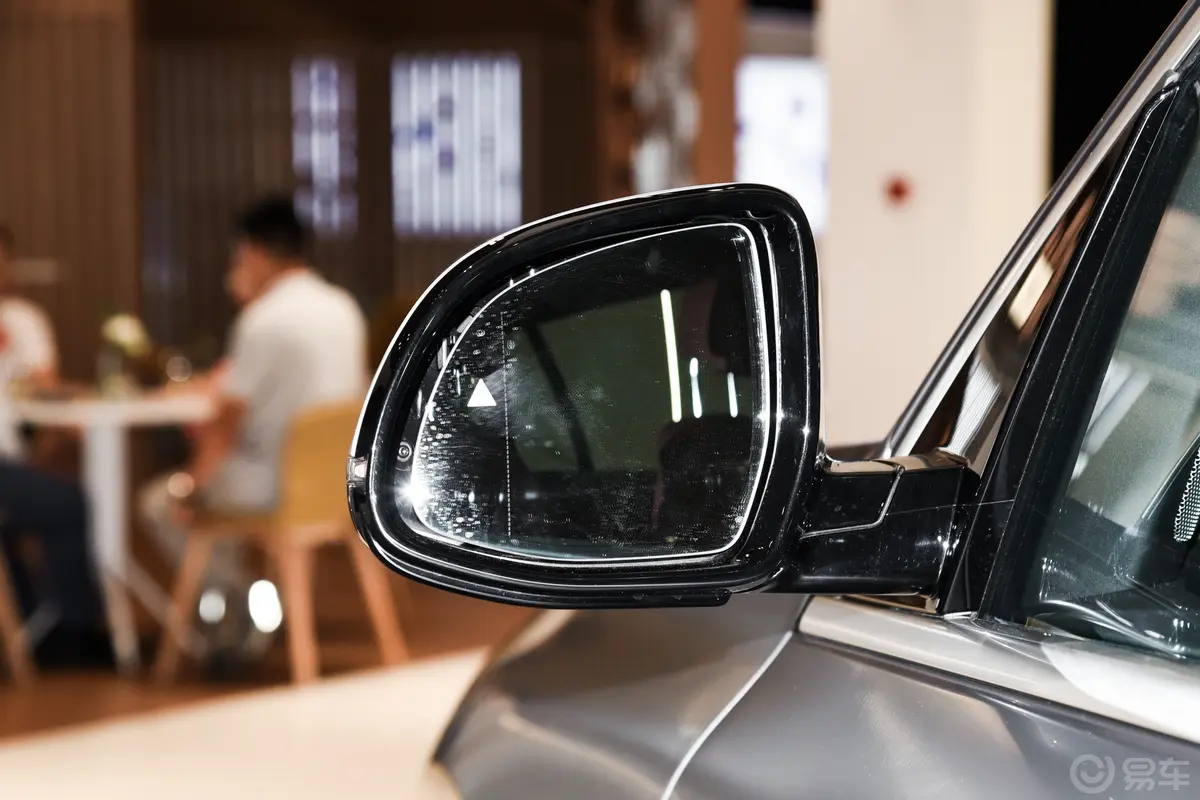 宝马X5xDrive40Li M运动套装后视镜镜面