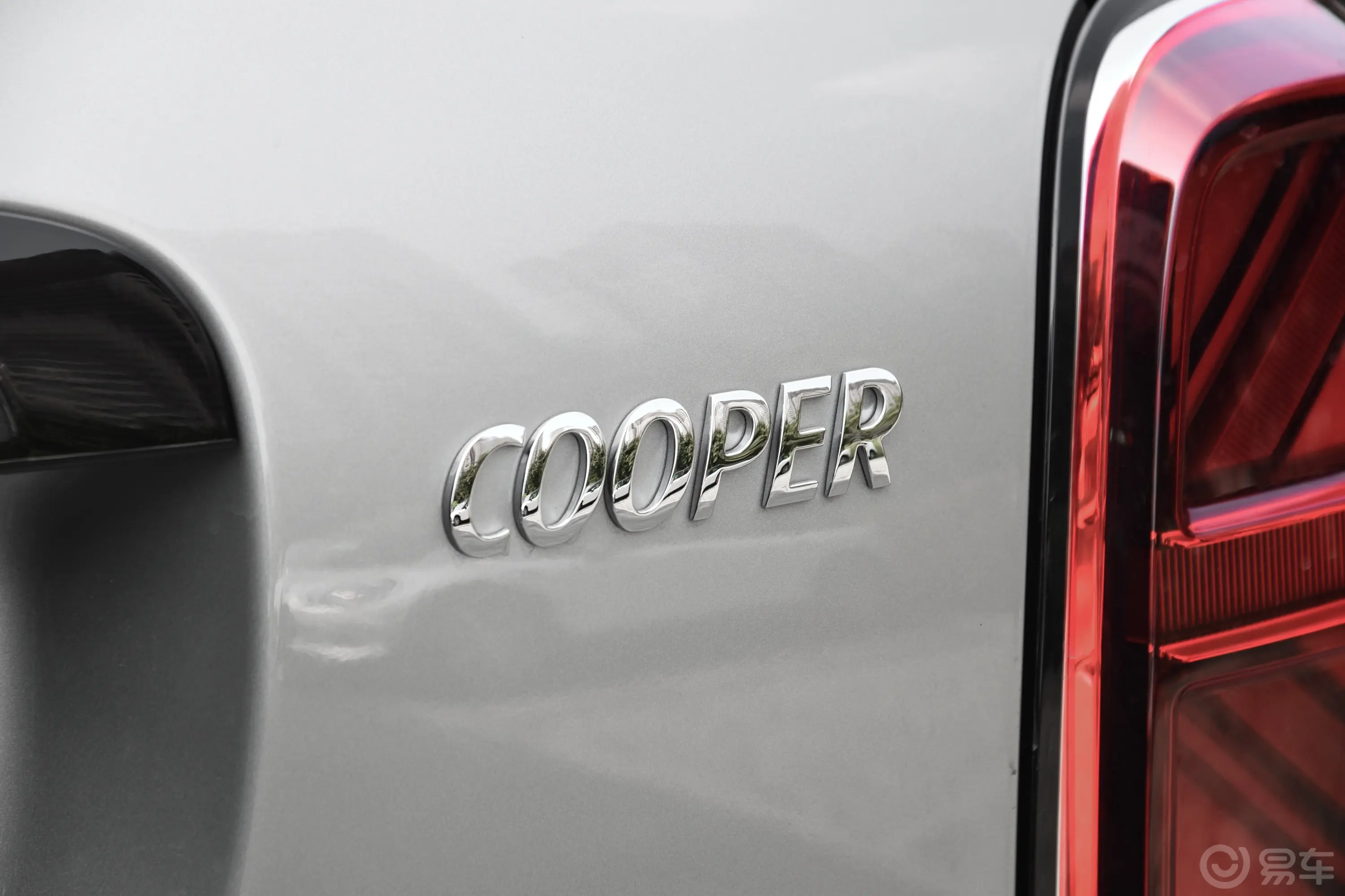 MINI COUNTRYMAN改款二 1.5T COOPER ALL4 鉴赏家外观细节