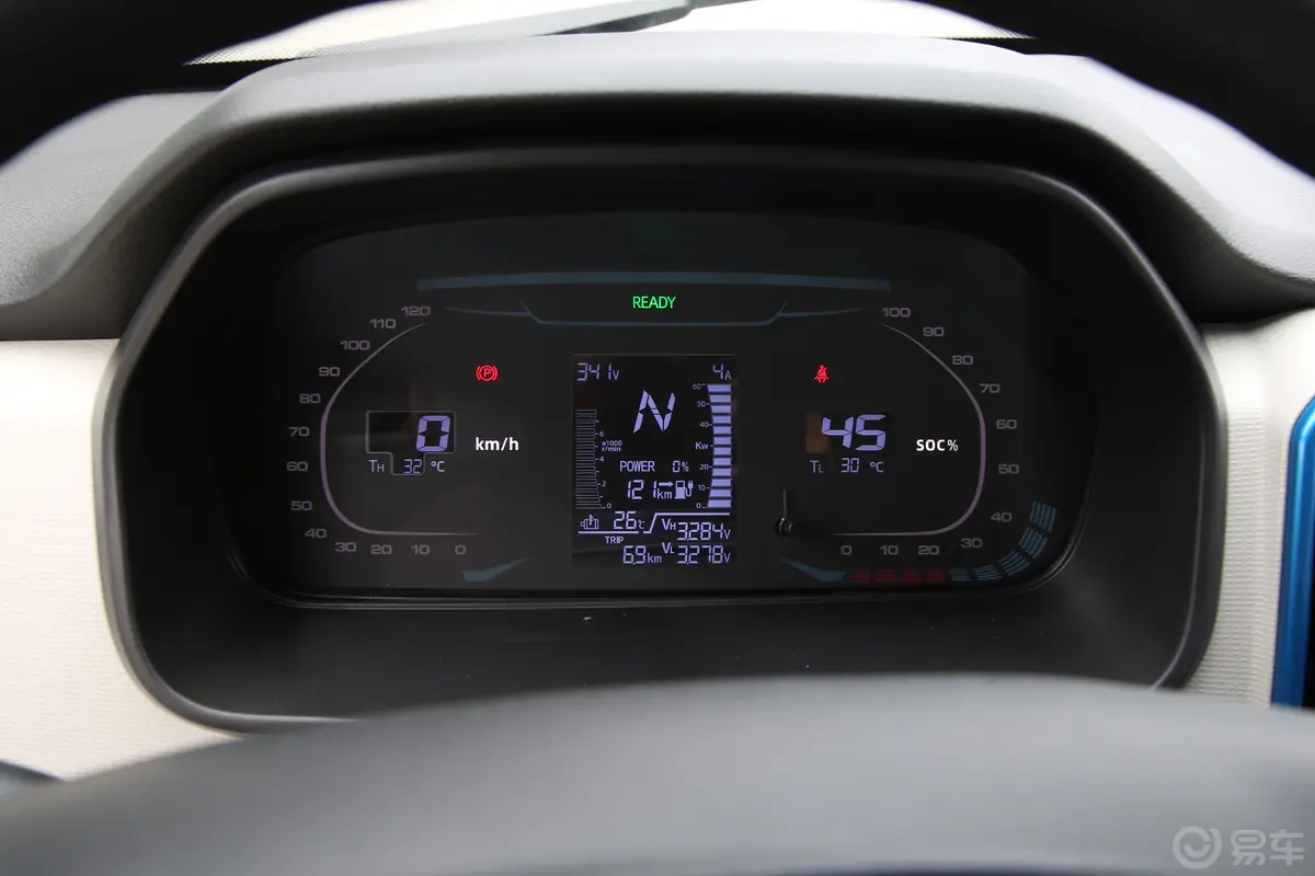 东风小康EC36II270km 标准版 宁德时代仪表盘