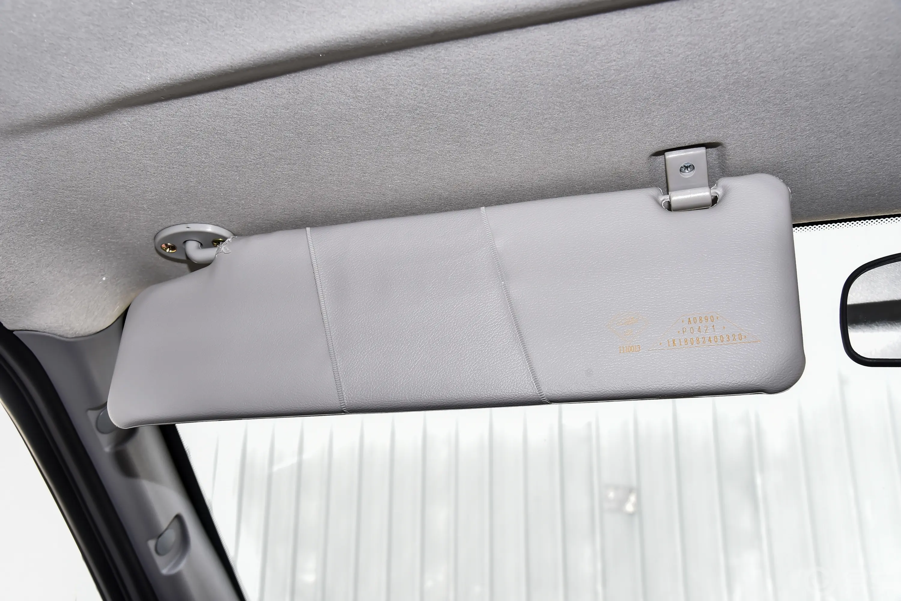 风景G5商运版 2.0L 明窗 5/6座 汽油驾驶位遮阳板