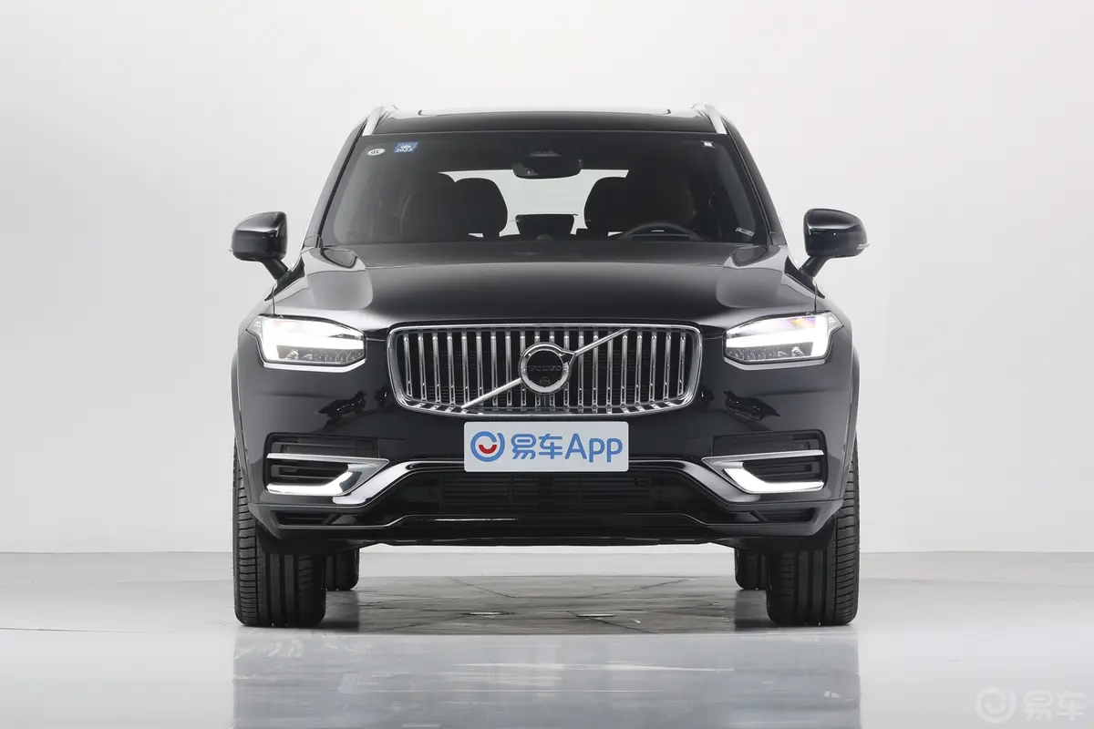 沃尔沃XC90 RECHARGET8 62km 长续航智尊豪华版正前水平