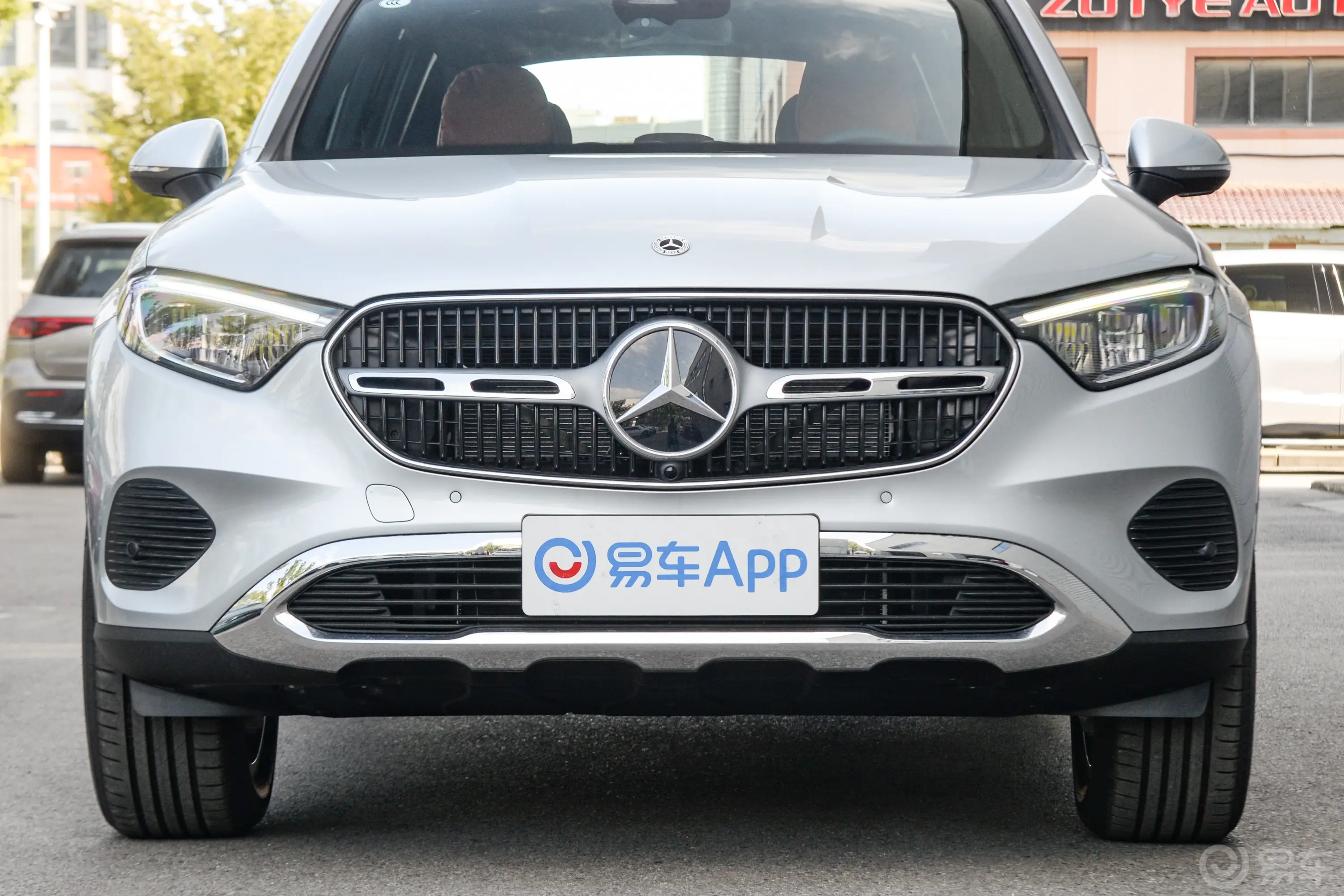 奔驰GLC改款 GLC 260 L 4MATIC 动感型 5座外观细节