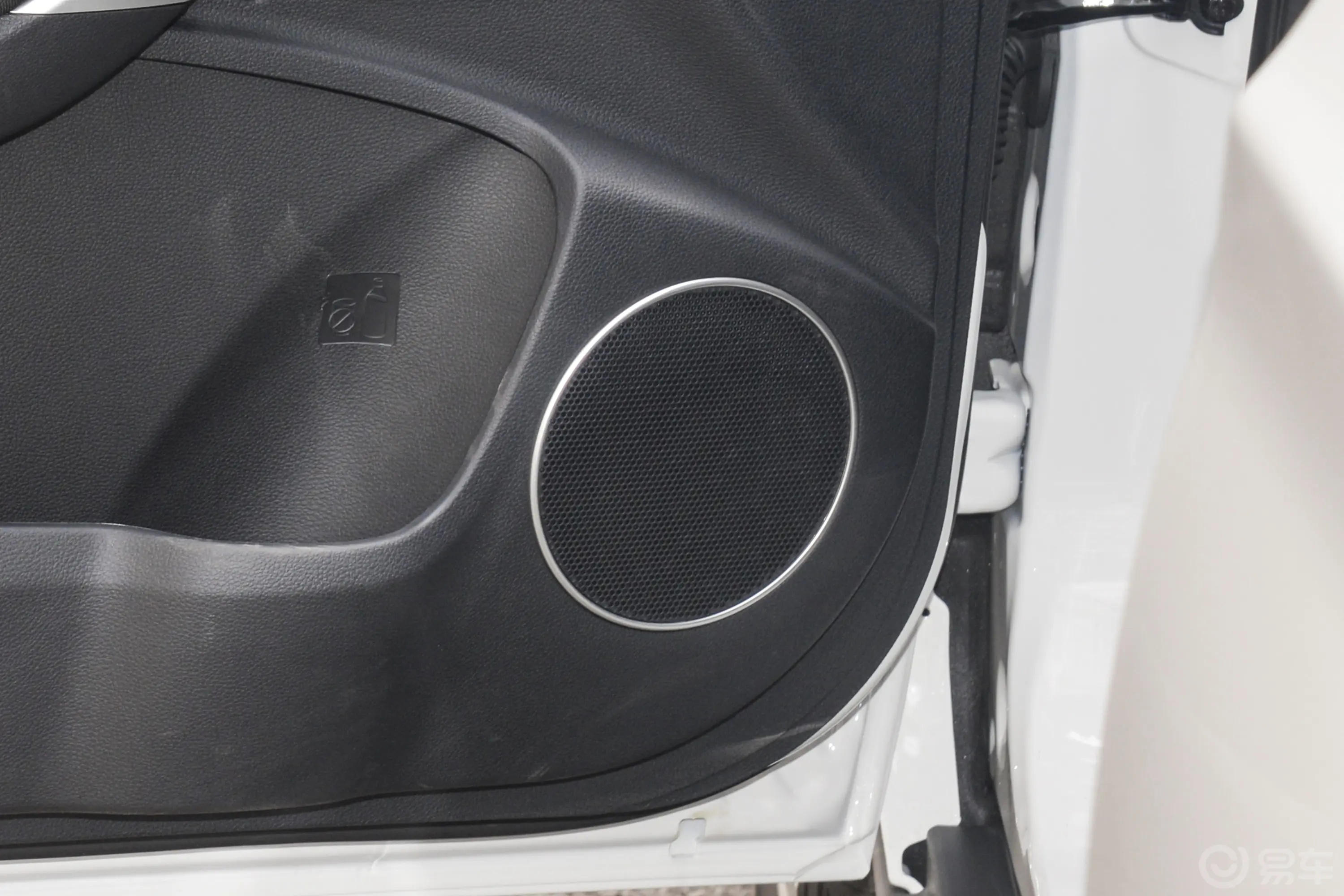风行S50 EV410km 网约版音响和品牌
