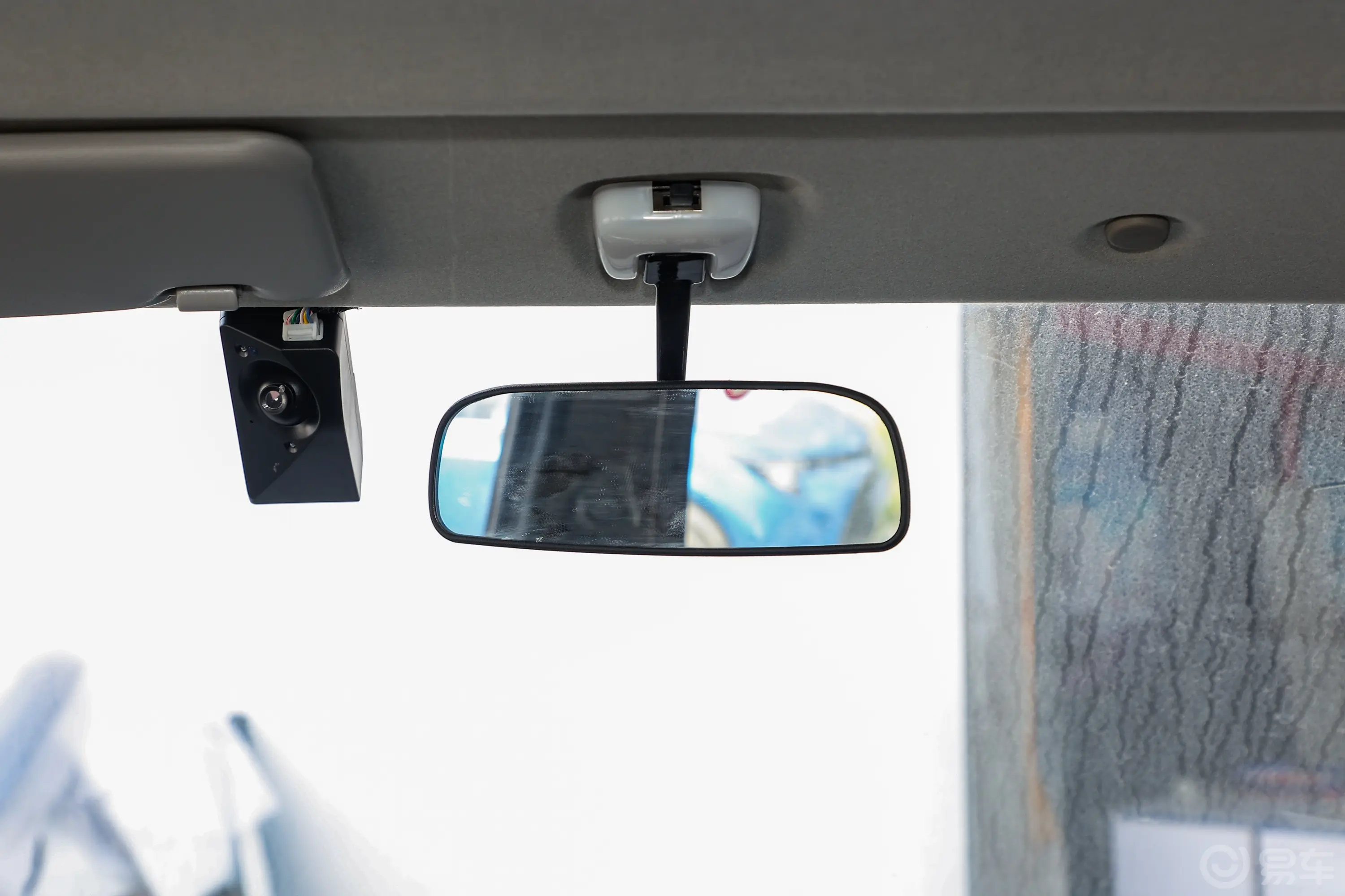 风景G5商运版  2.0L 明窗10座 汽油内后视镜