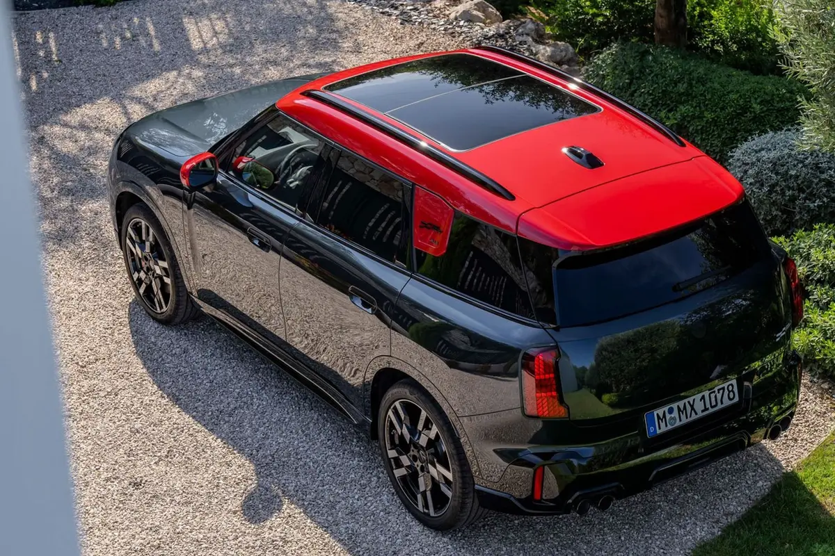 MINI JCW COUNTRYMAN