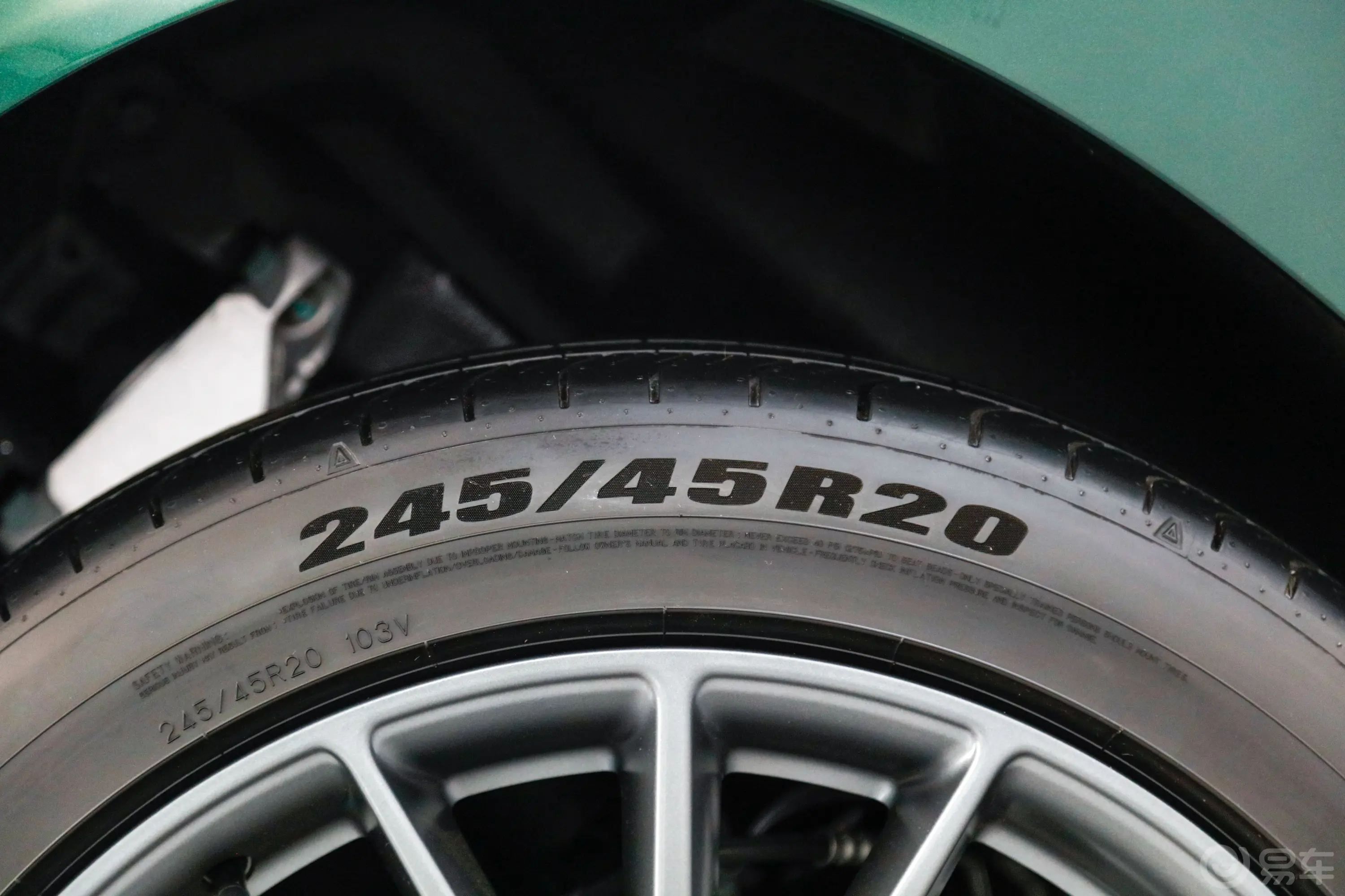 零跑C10纯电版 530km 530激光雷达版动力底盘