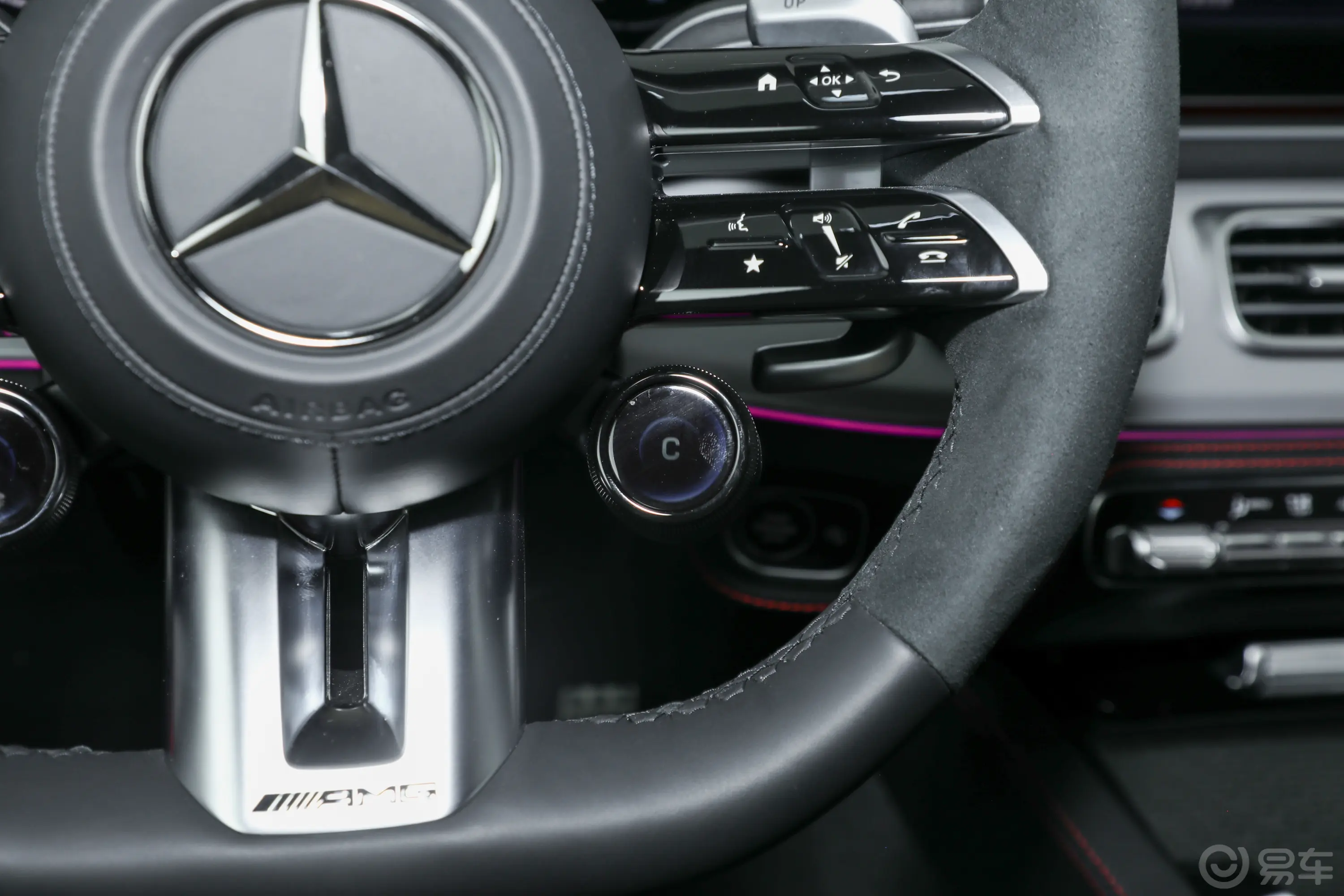 奔驰GLE AMGAMG GLE 53 4MATIC+主驾驶位