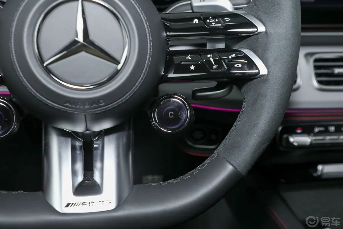 奔驰GLE AMGAMG GLE 53 4MATIC+主驾驶位