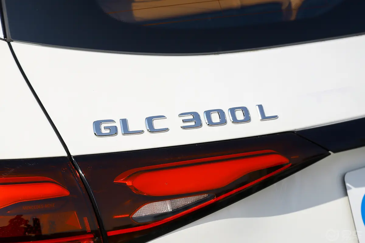 奔驰GLC改款 GLC 300 L 4MATIC 豪华型 7座外观细节