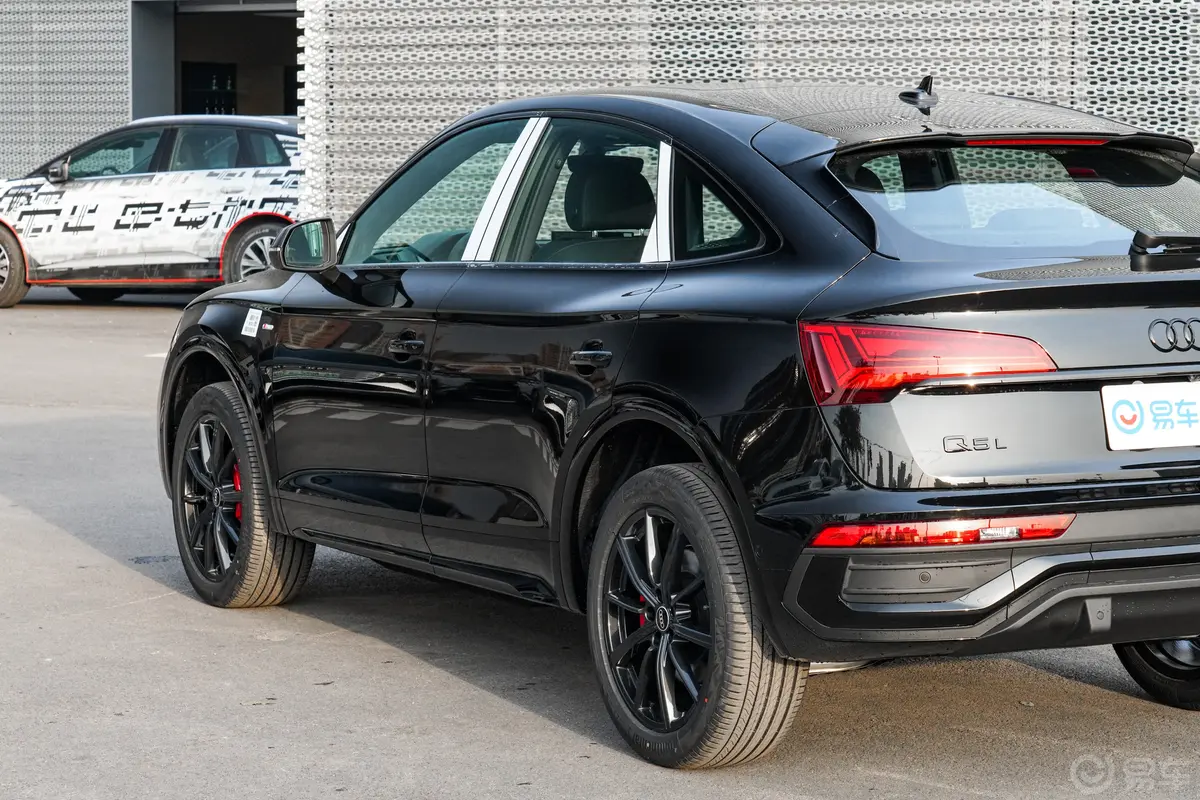 奥迪Q5L Sportback40 TFSI 豪华型外观细节