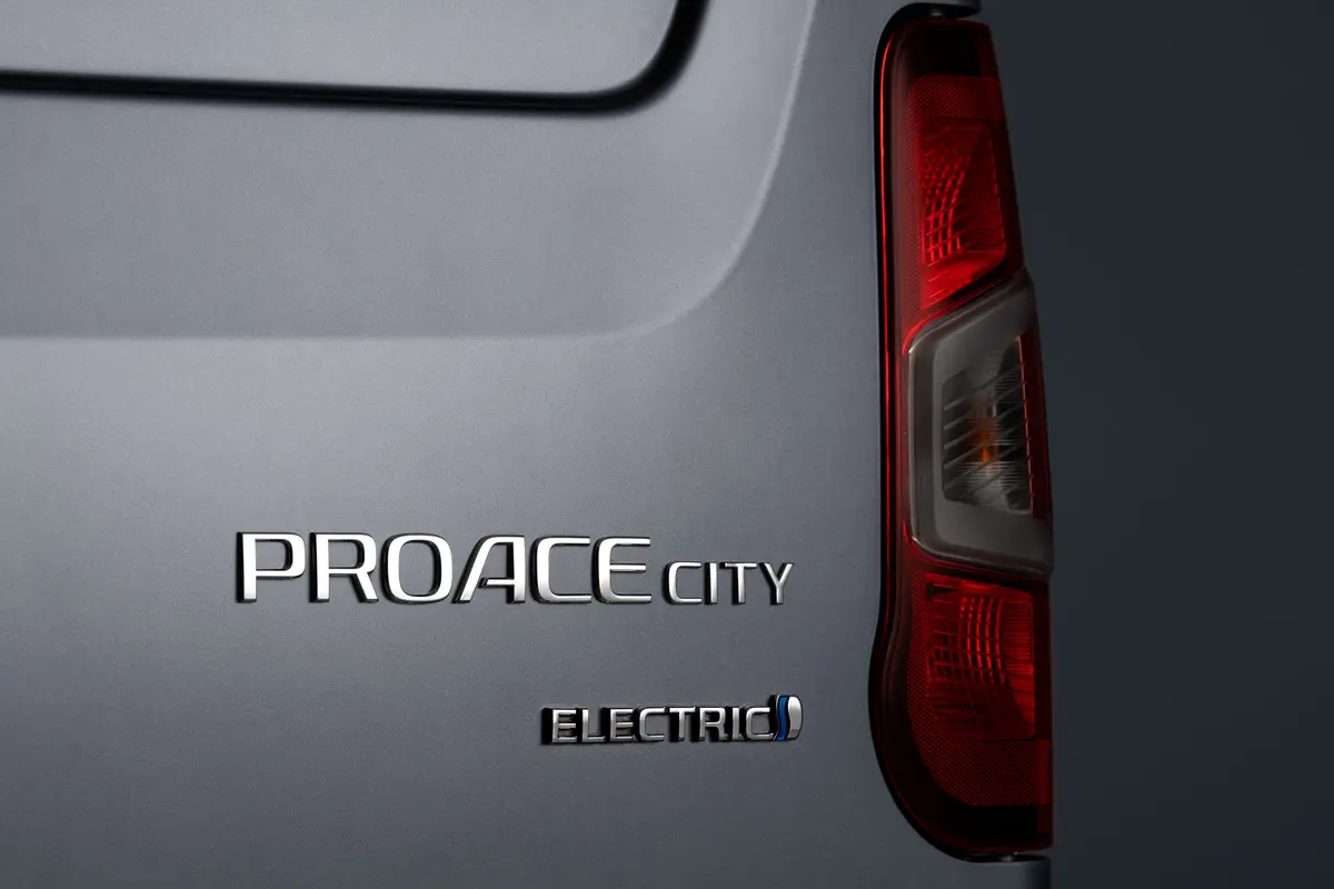 Proace City EV