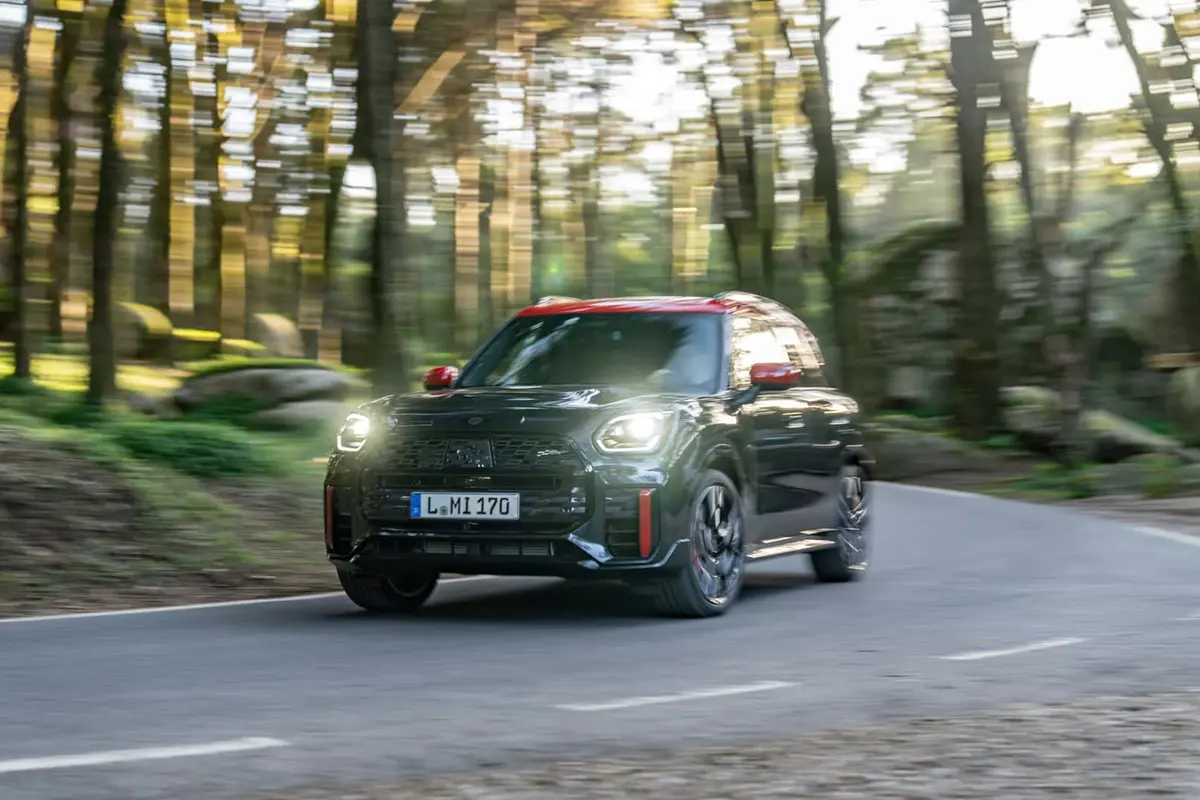 MINI JCW COUNTRYMAN