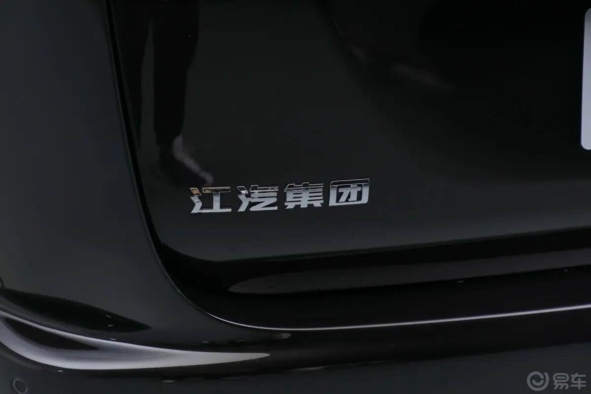 瑞风RF8智聆版 2.0T 旗舰型外观细节