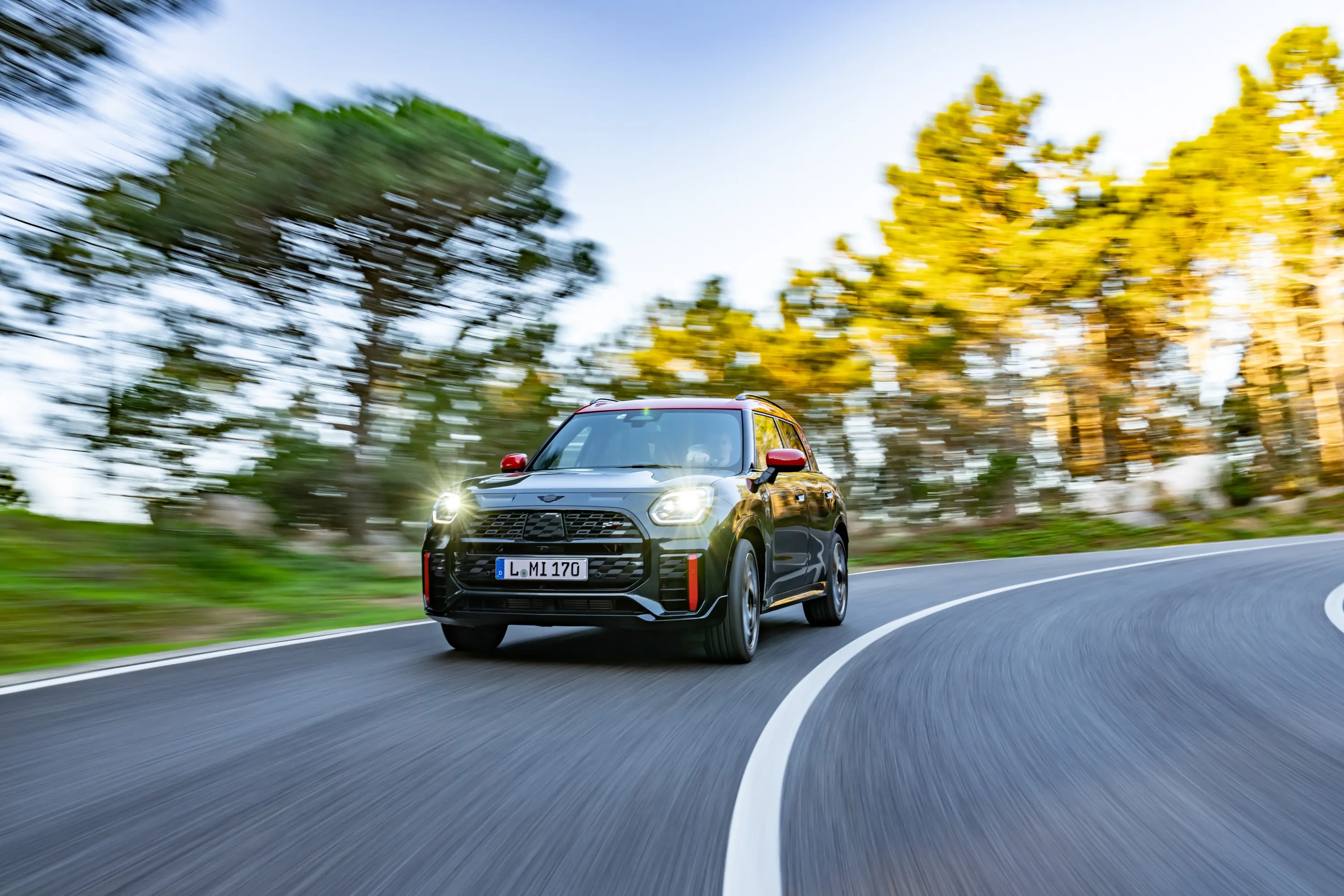 MINI JCW COUNTRYMAN