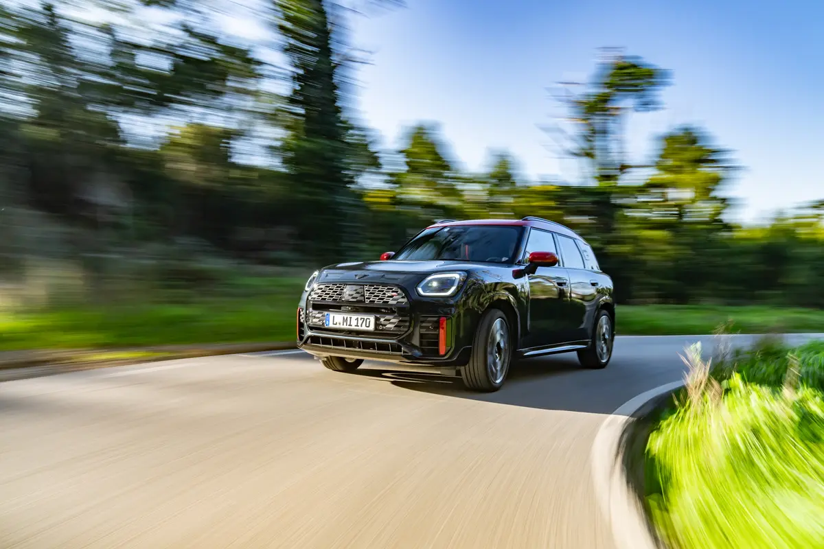 MINI JCW COUNTRYMAN