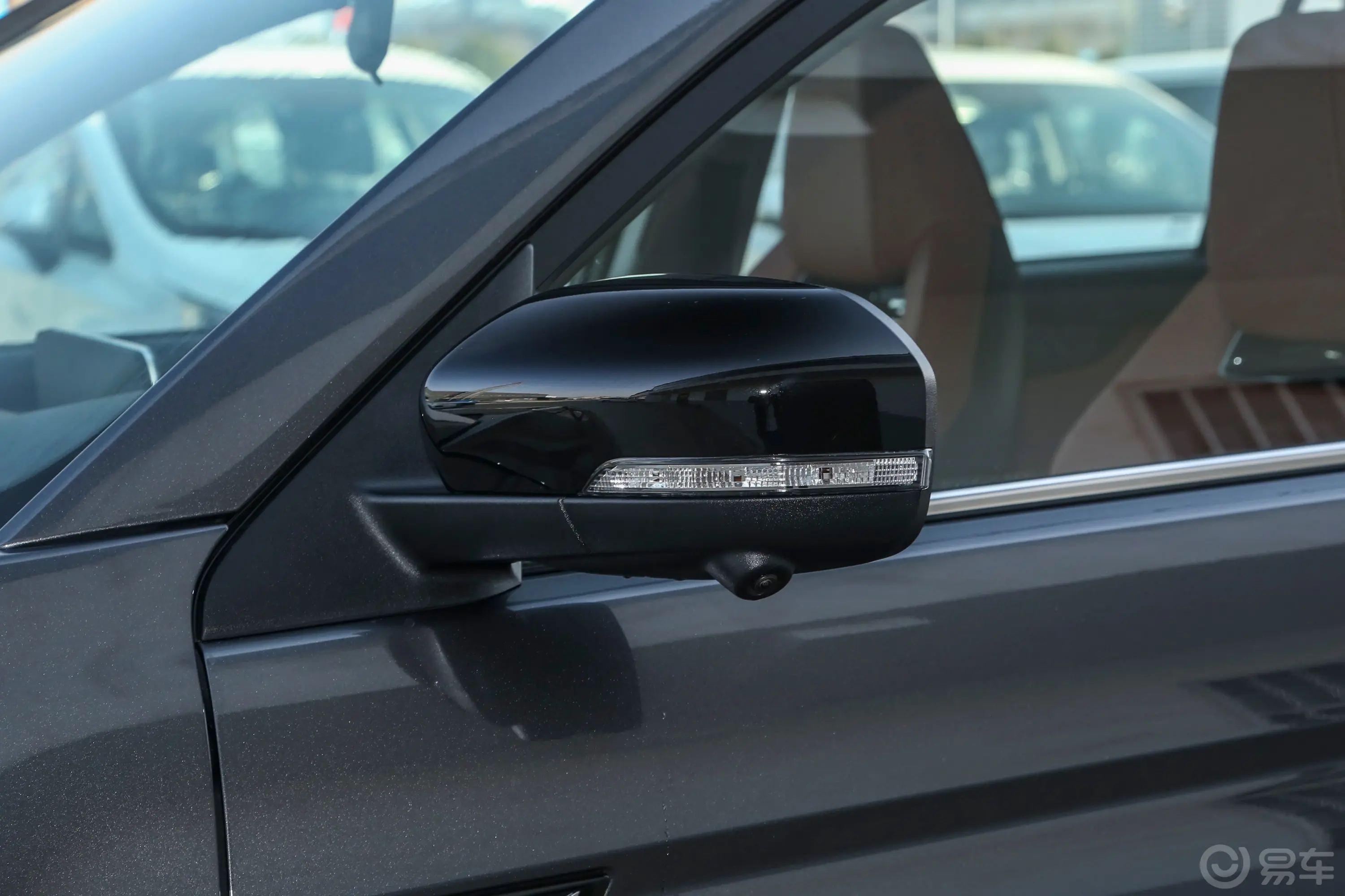 长安CS75畅享型 1.5T 自动尊贵型主驾驶后视镜背面