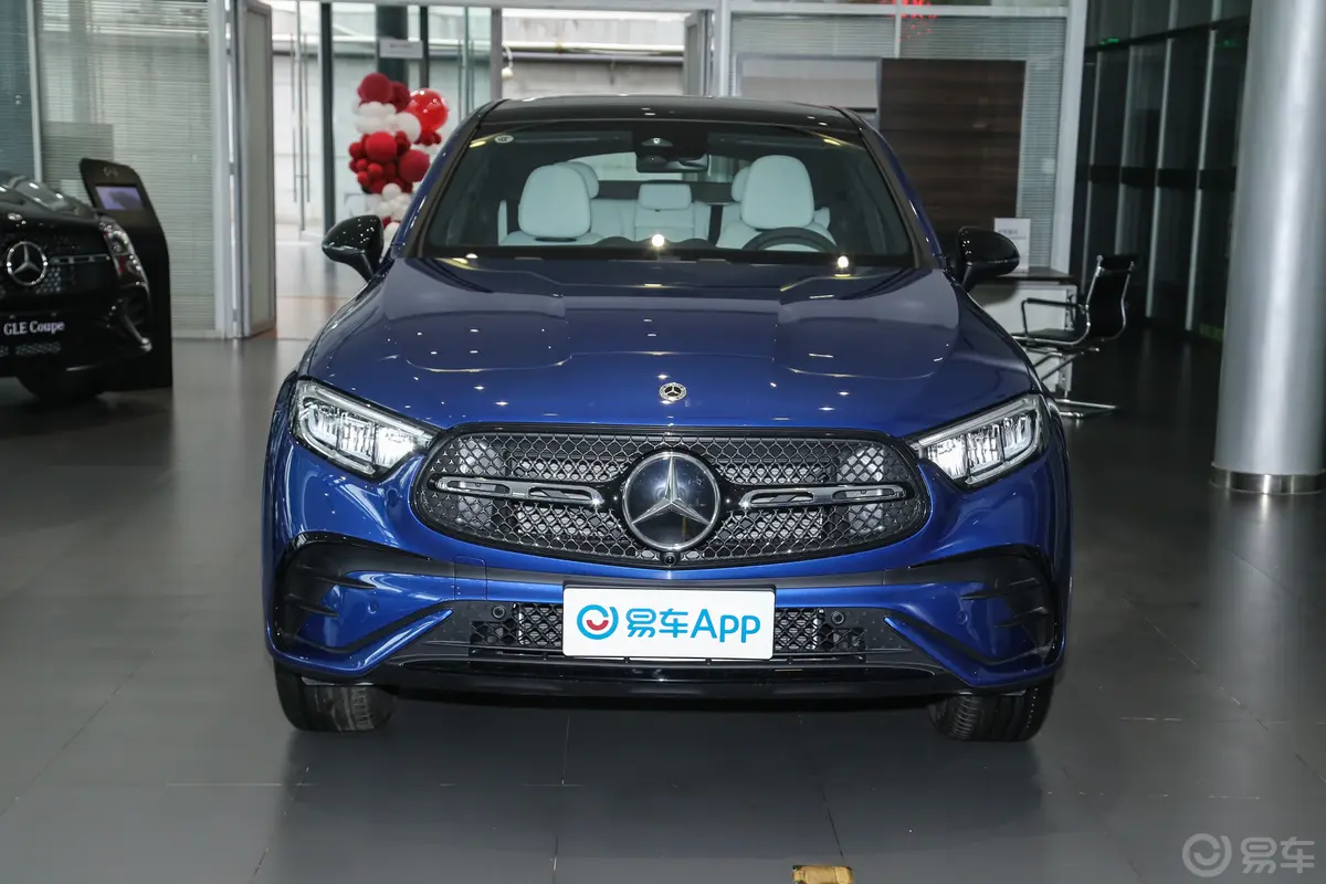 奔驰GLC轿跑GLC 260 4MATIC 轿跑SUV正前水平