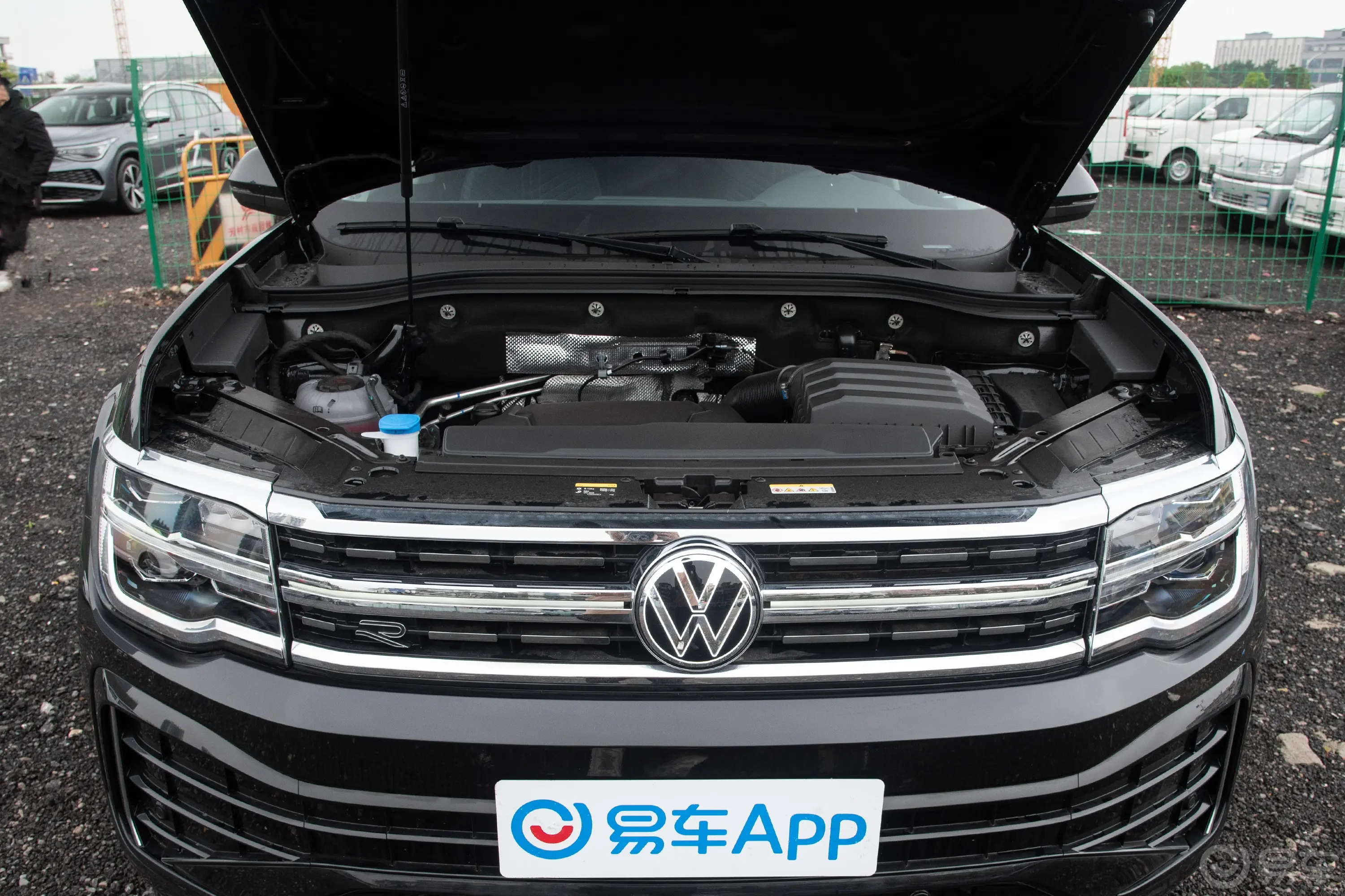 途昂途昂X 出众款 380TSI 四驱龙腾版前舱整体