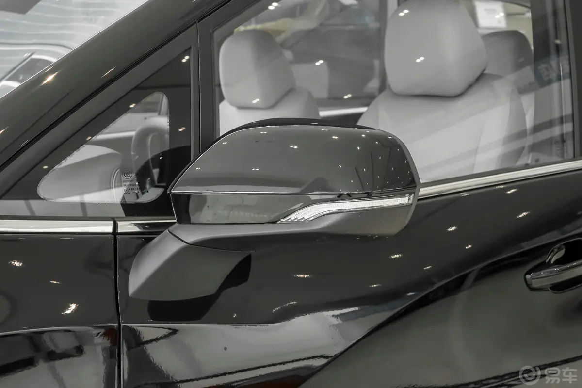 大通G50PLUS 幸福推荐款 1.5T 荣耀版主驾驶后视镜背面